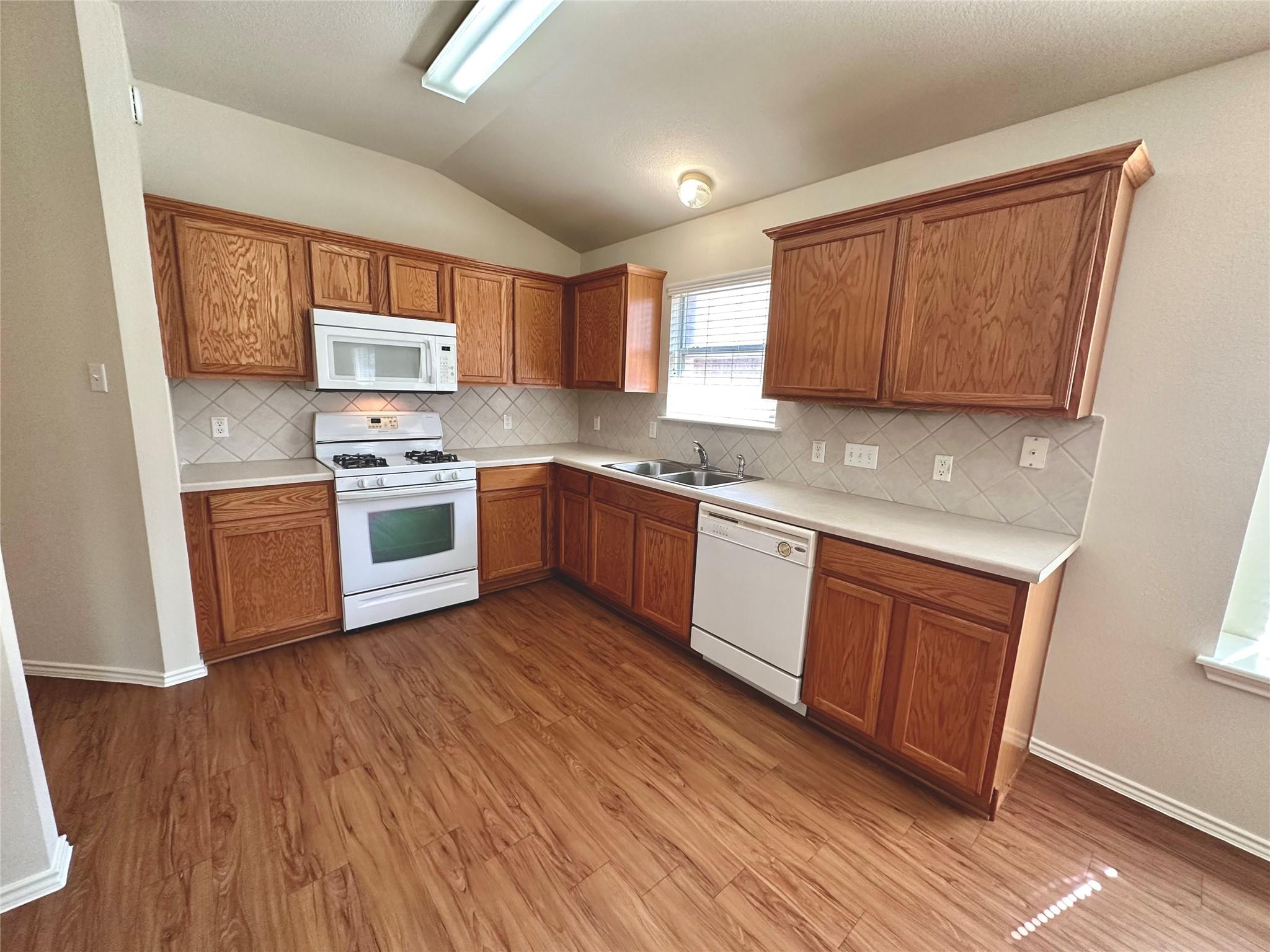 3710 Cap Rock Trl Property Photo 8