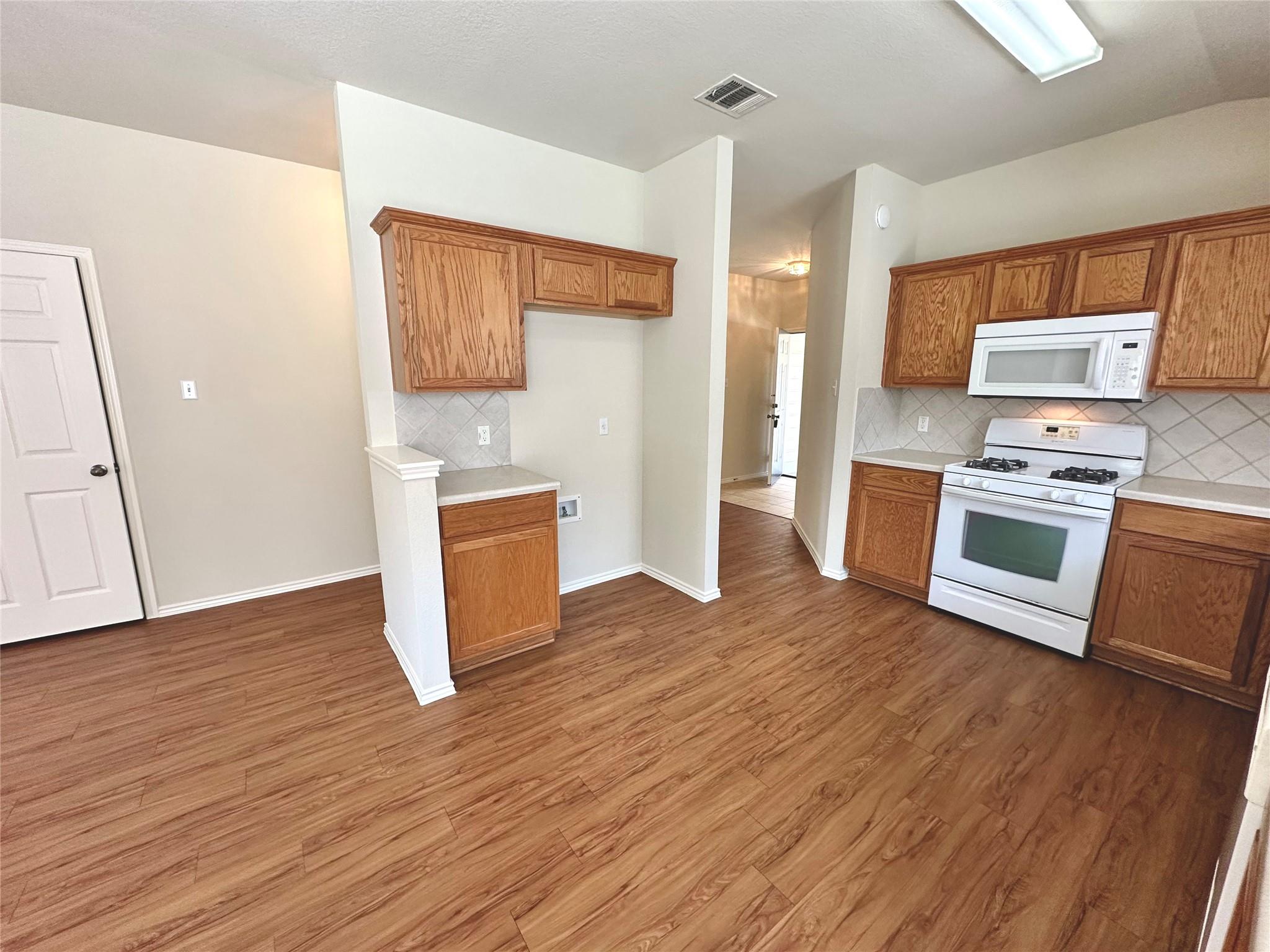 3710 Cap Rock Trl Property Photo 9