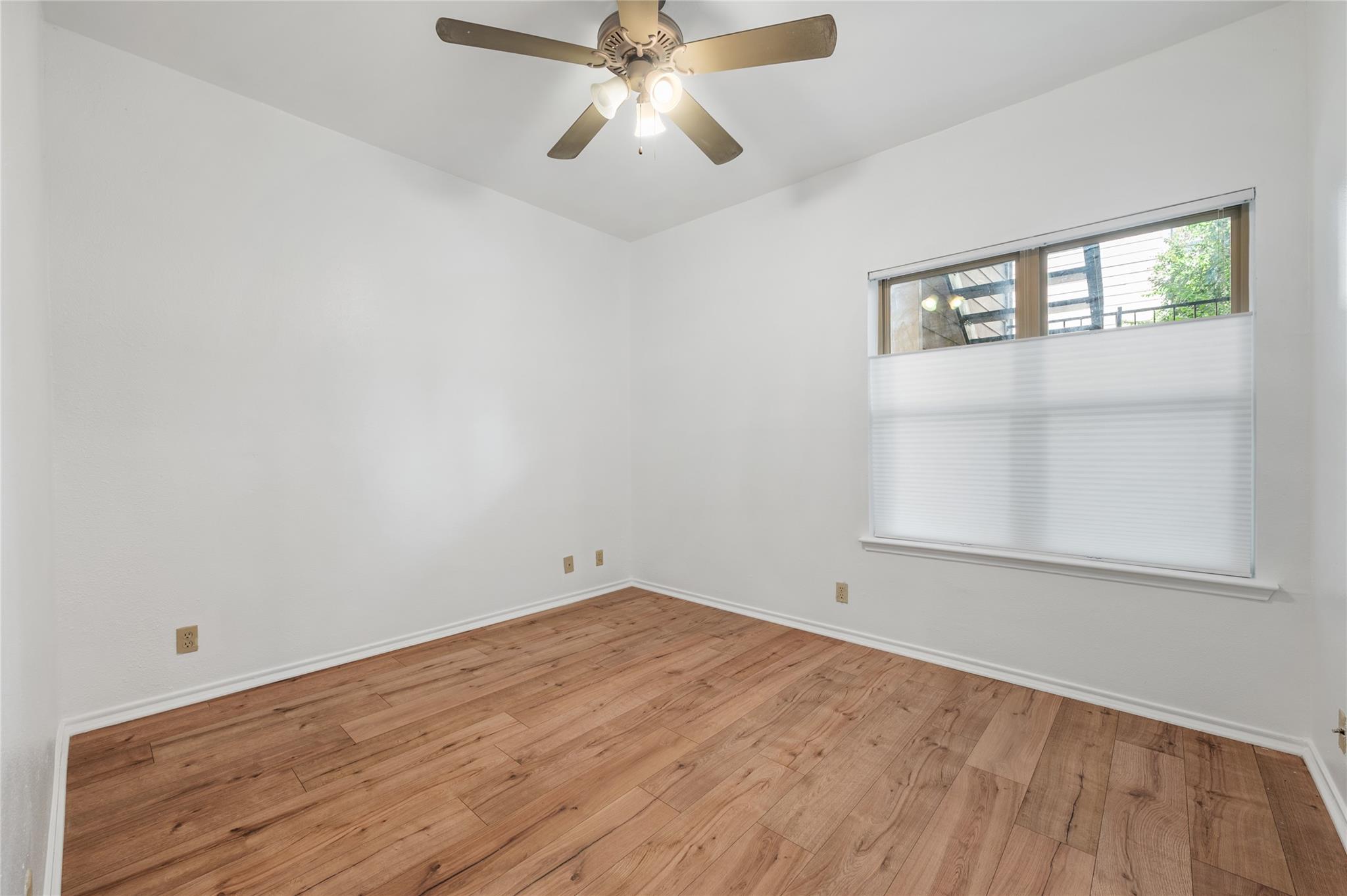 2414 Longview St #101 Property Photo 24