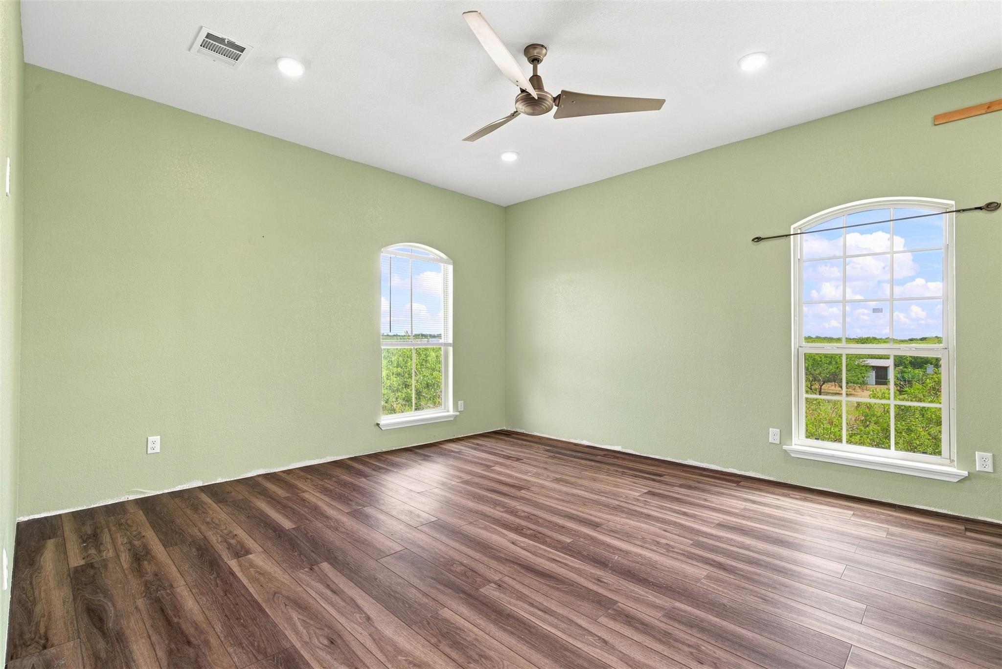 600 Highland Ranch Way Property Photo 10