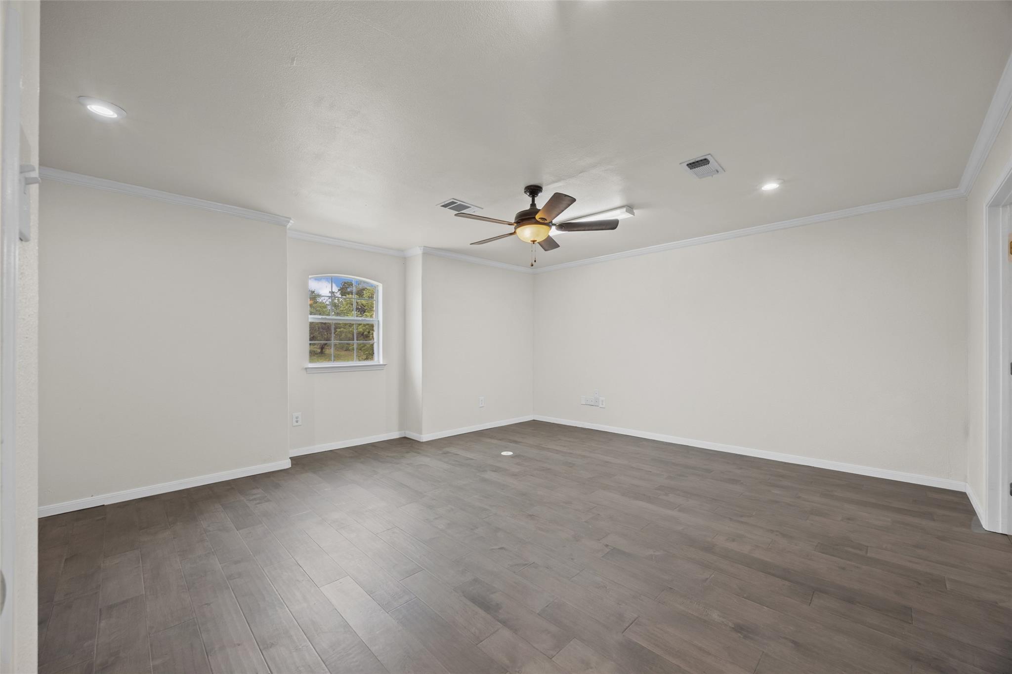 4205 Park Dr Property Photo 13