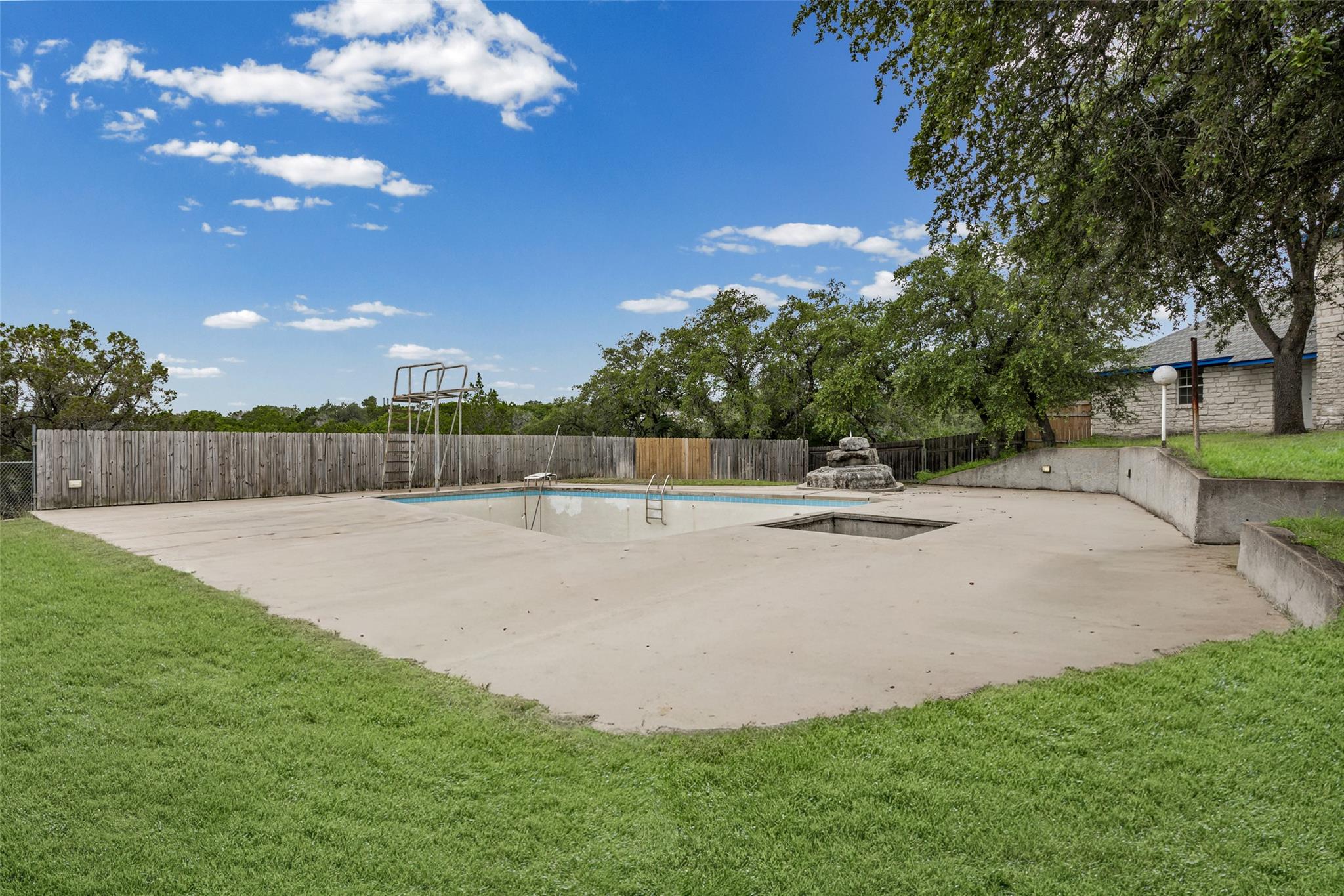 4205 Park Dr Property Photo 32