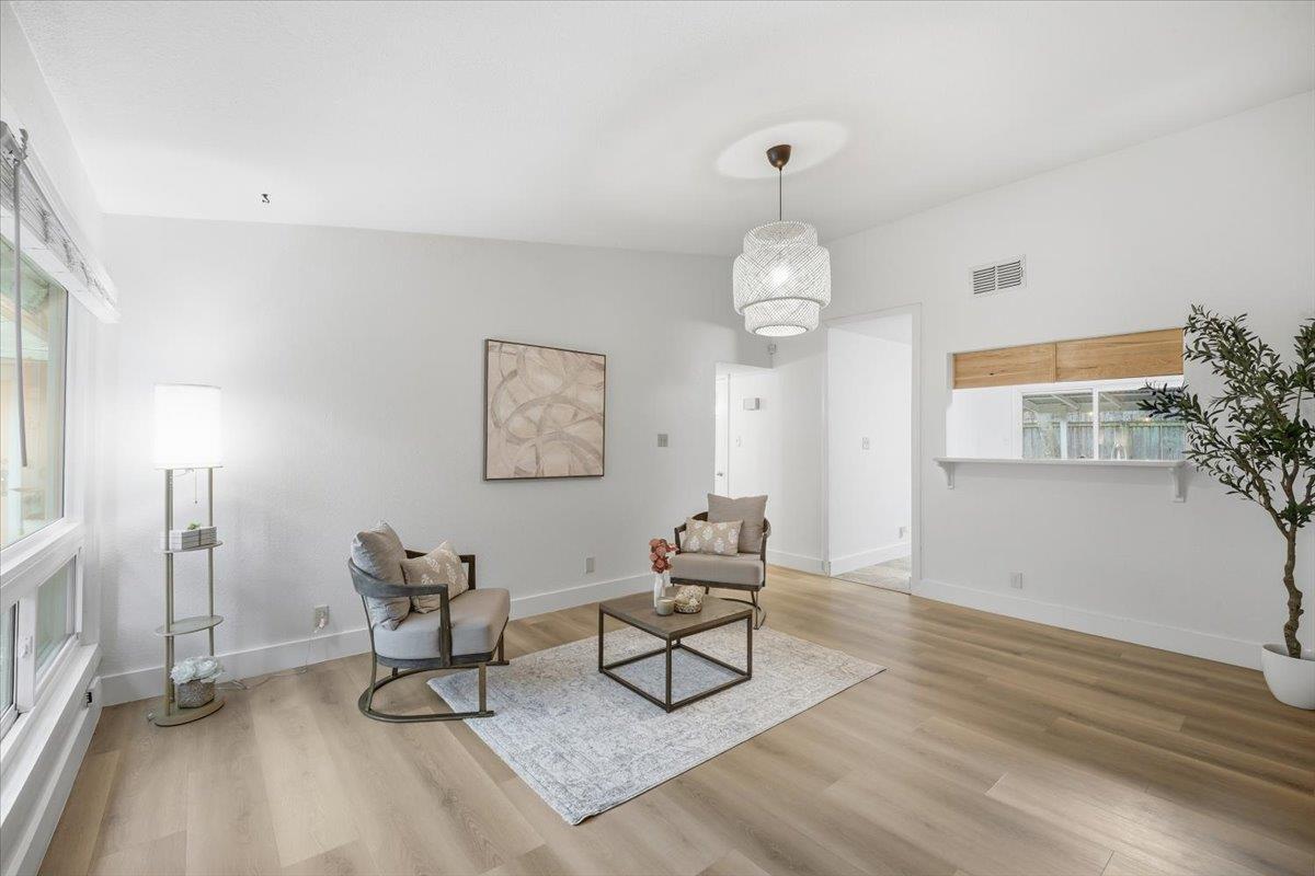 6713 West Gate Blvd #a Property Photo 6