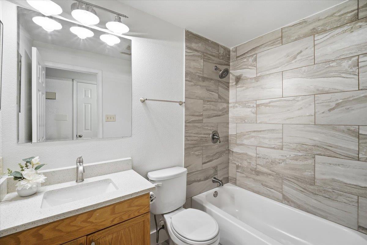6713 West Gate Blvd #a Property Photo 12
