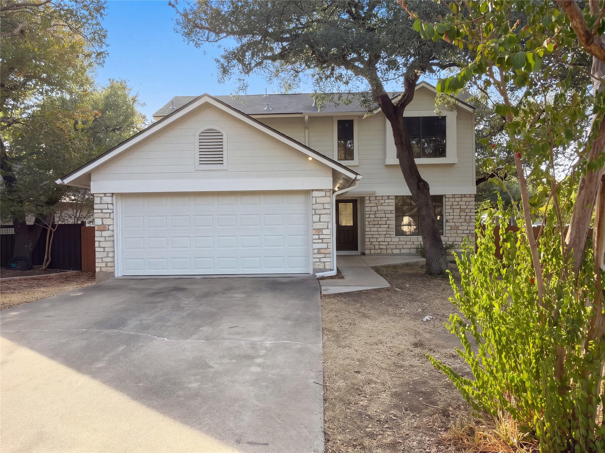 13020 Moorcroft Ln Property Photo 1