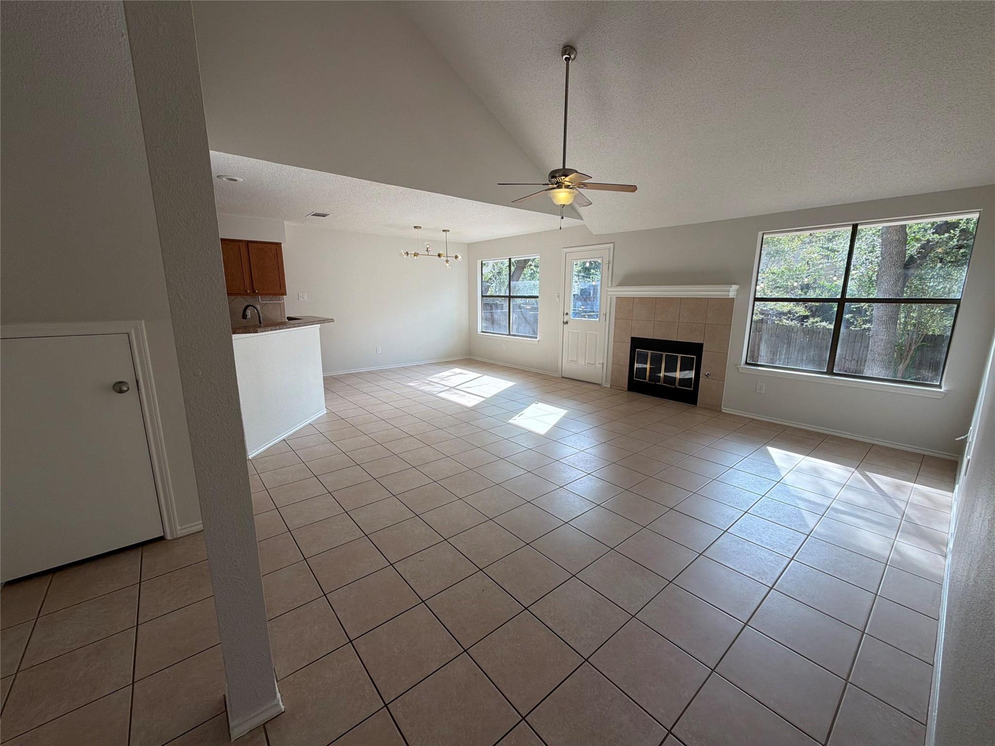 13020 Moorcroft Ln Property Photo 9