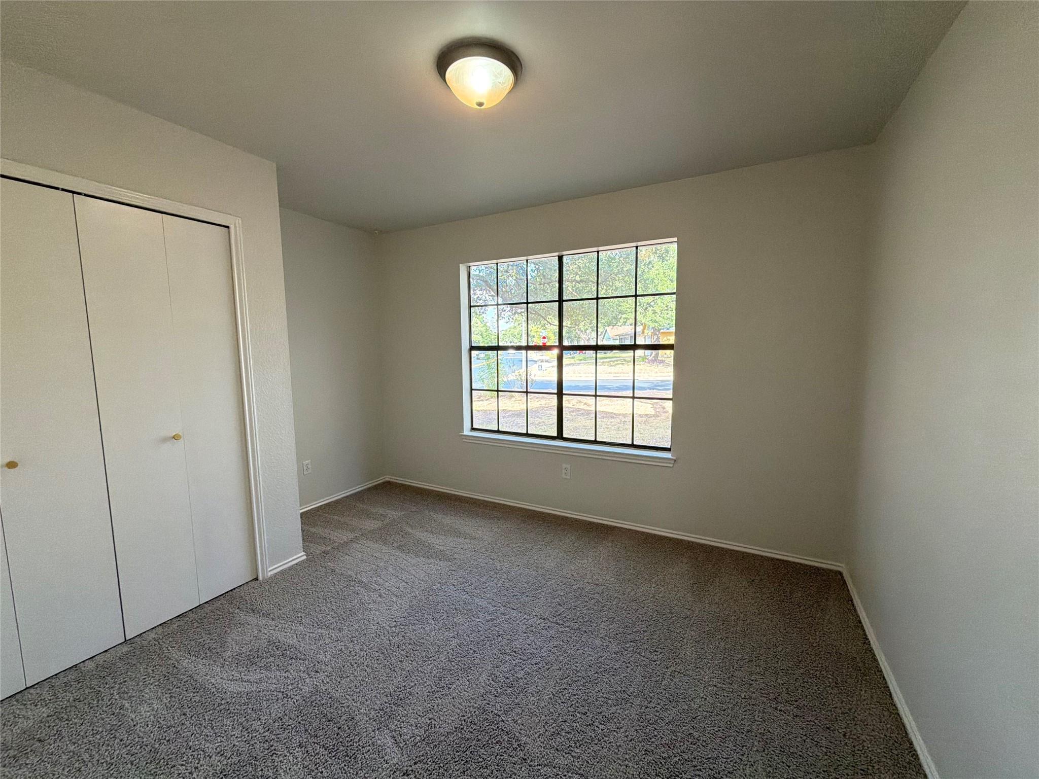 13020 Moorcroft Ln Property Photo 10