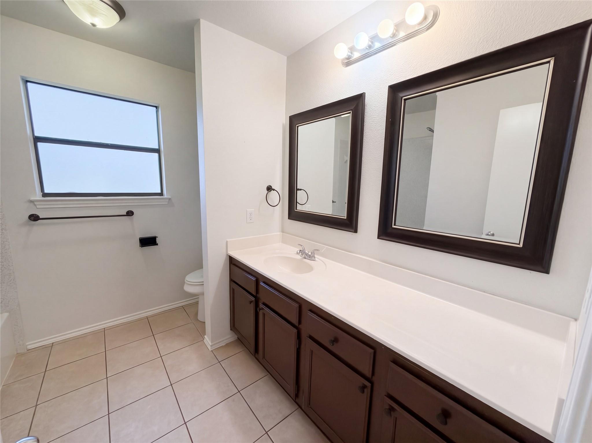 13020 Moorcroft Ln Property Photo 16