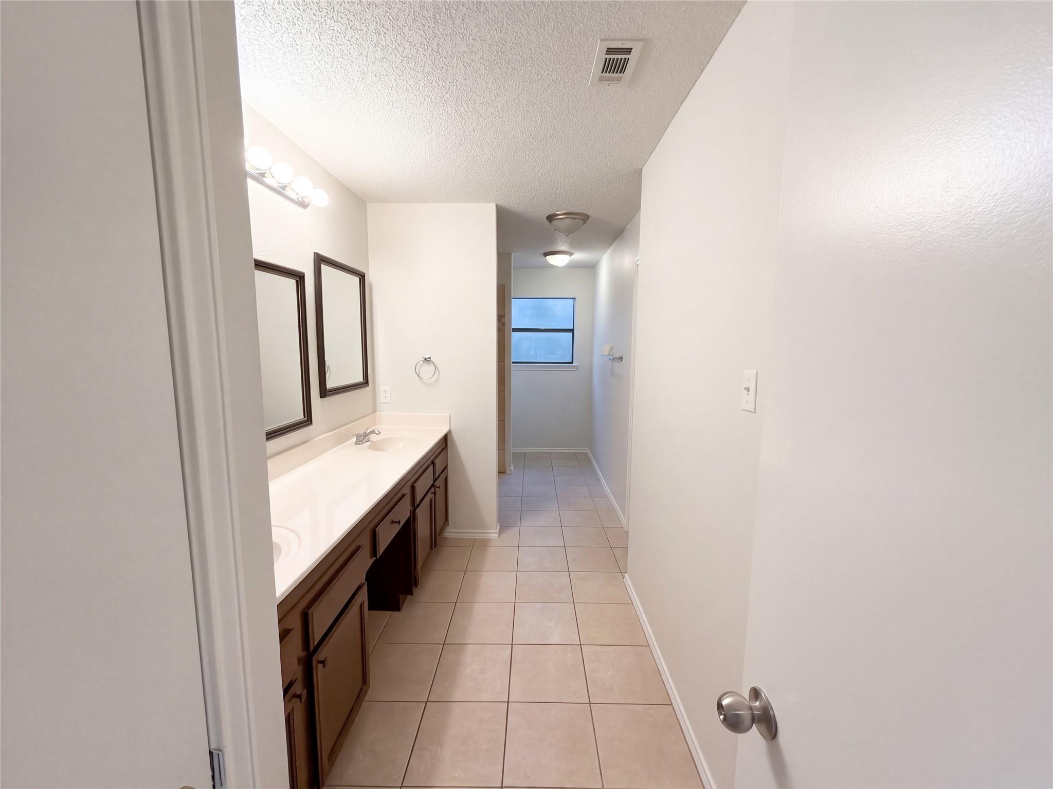 13020 Moorcroft Ln Property Photo 20