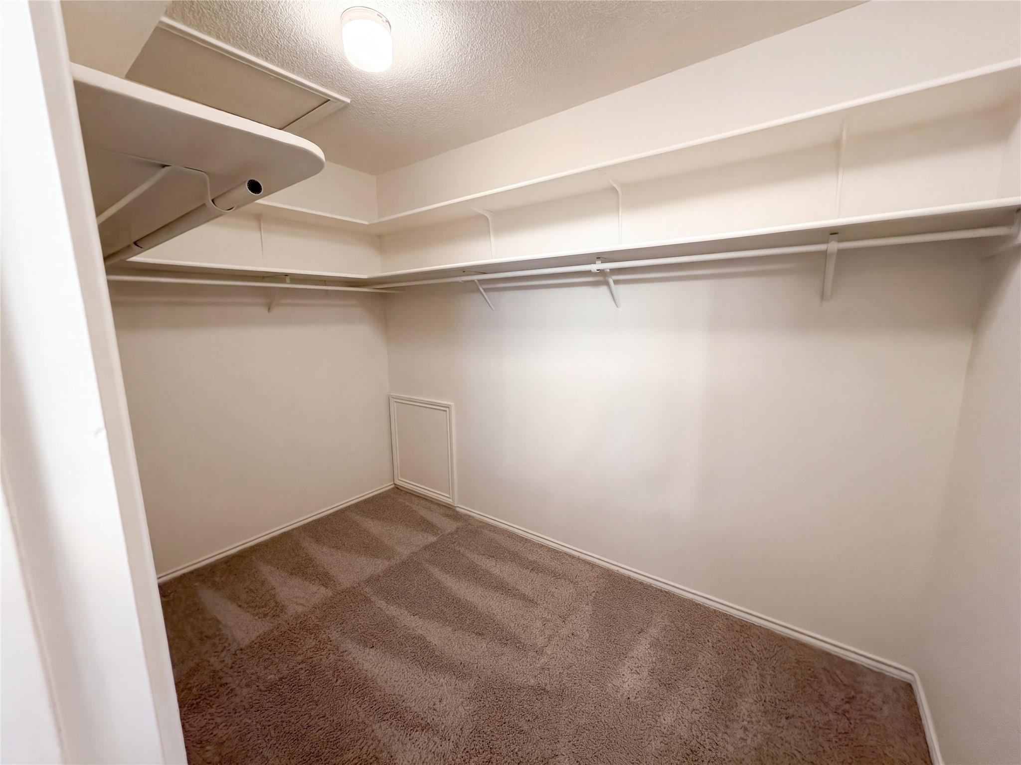 13020 Moorcroft Ln Property Photo 21