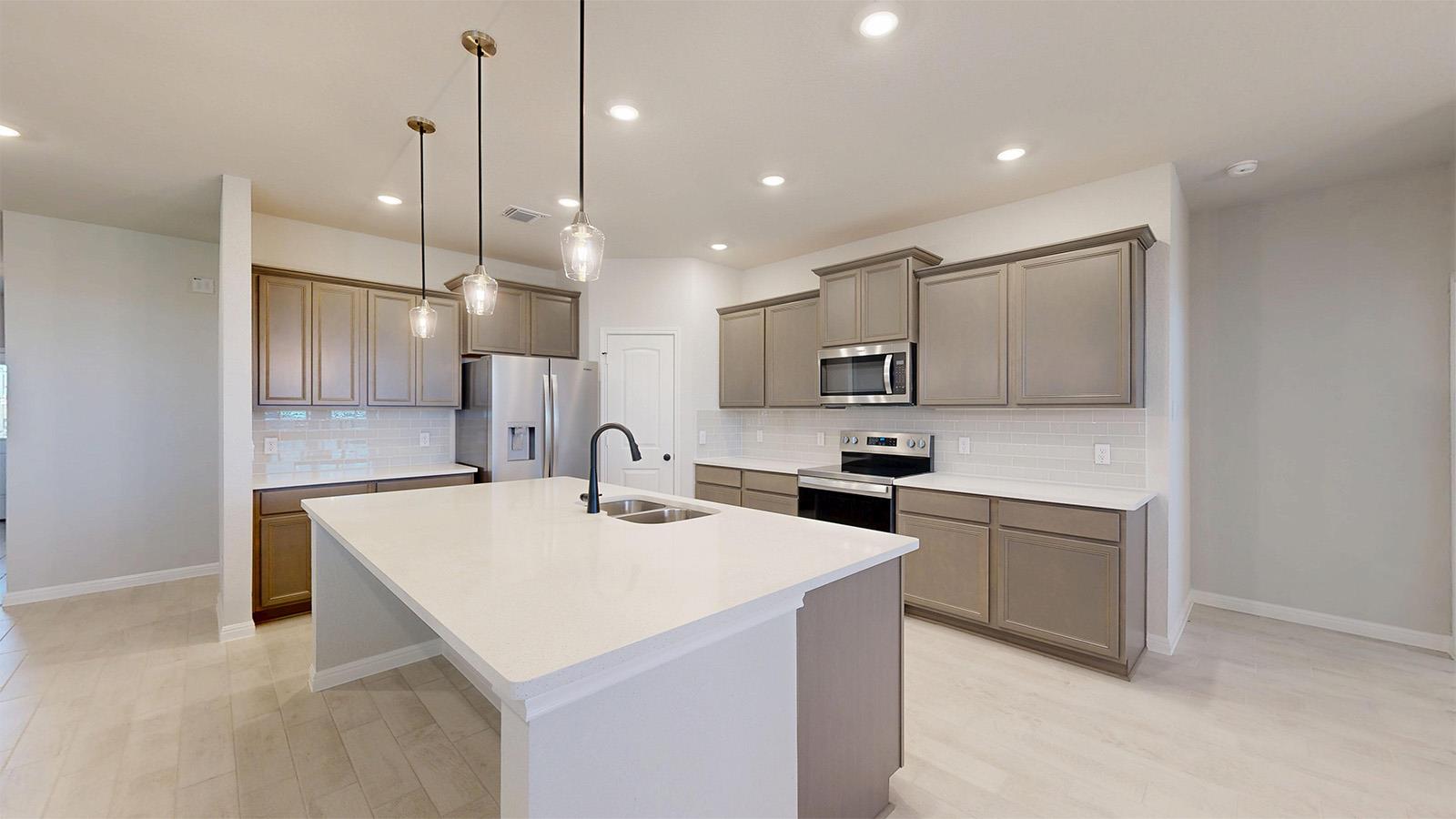 14120 Carsten Loop Property Photo 4
