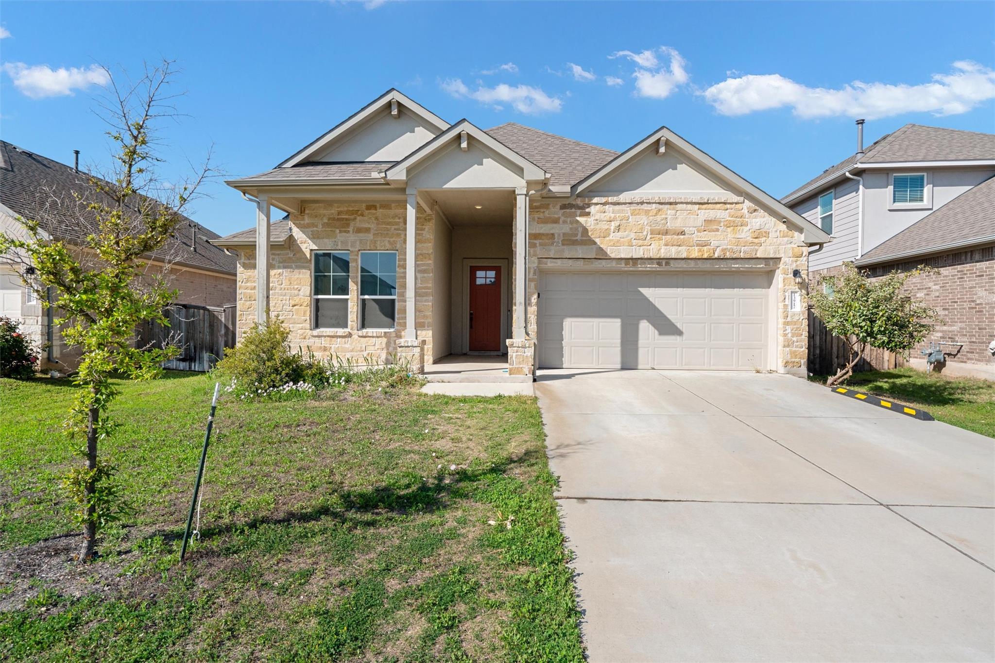 13917 Mcarthur Dr Property Photo