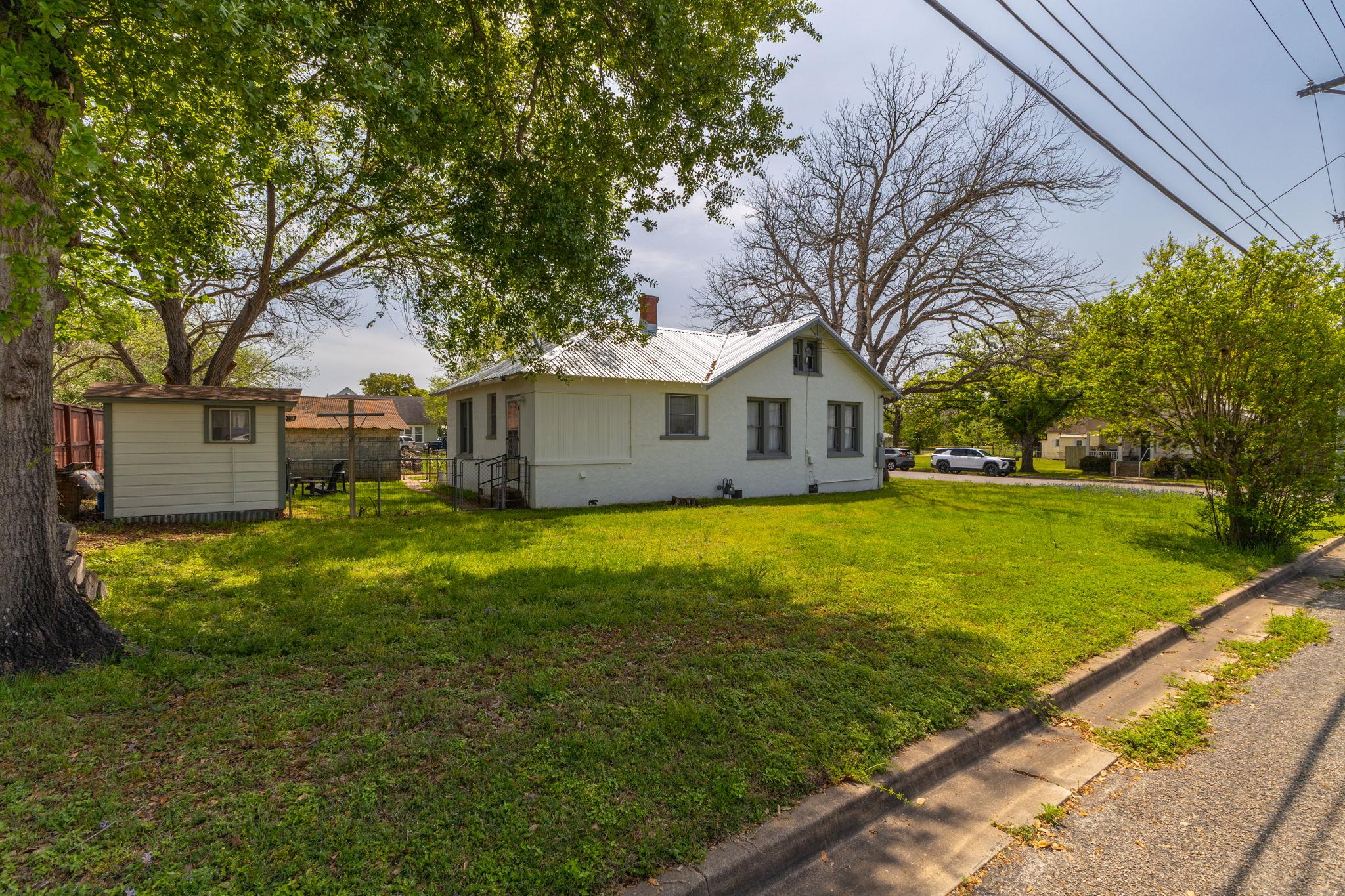 258 N Water St Property Photo 28