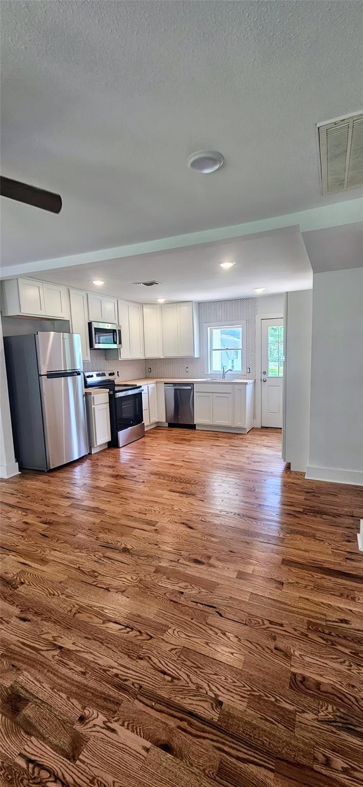505 Colorado St Property Photo 16