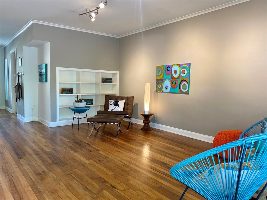 3404 Enfield Rd #a Property Photo 2