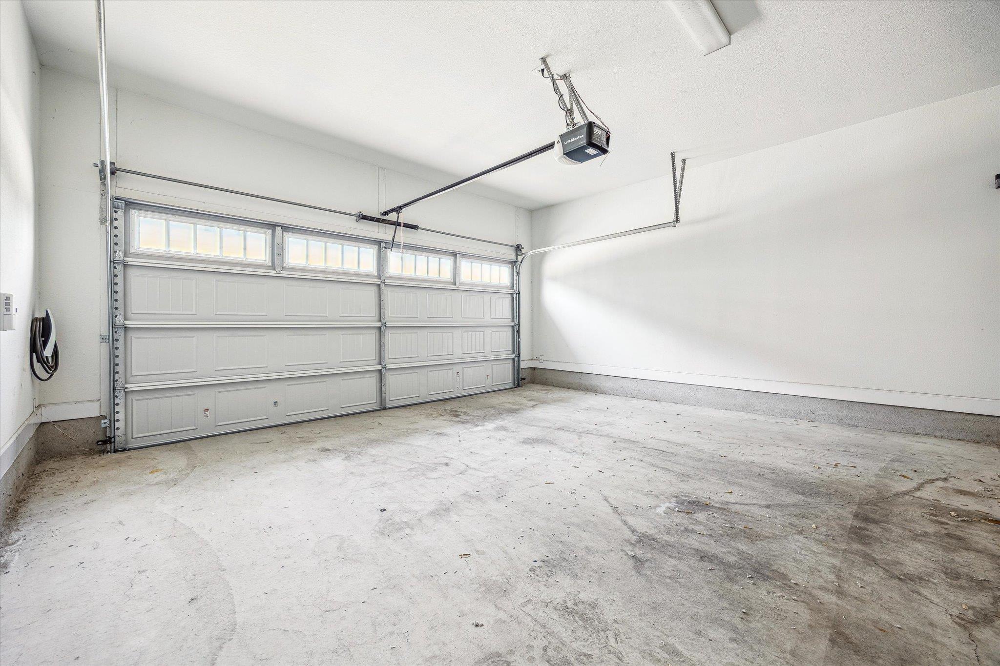 10203 Jacksboro Trl Property Photo 24