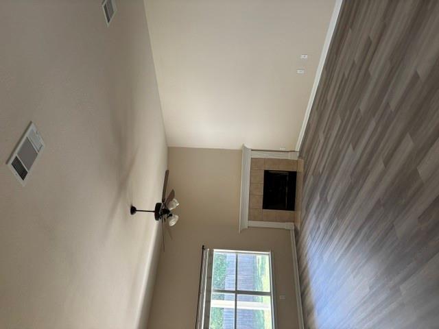 429 Falcon Ln Property Photo 18