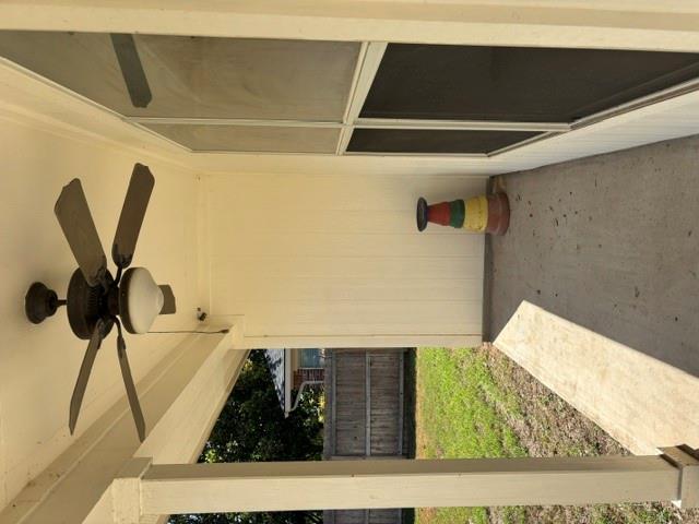 429 Falcon Ln Property Photo 24