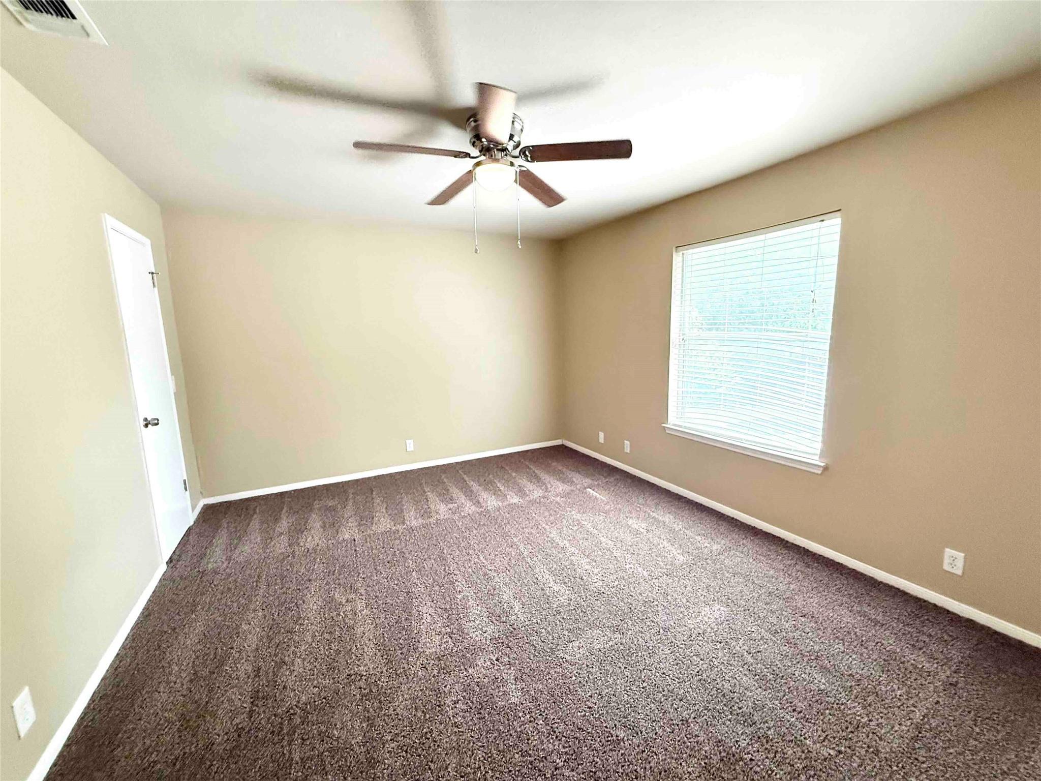 502 Dewberry Dr Property Photo 10