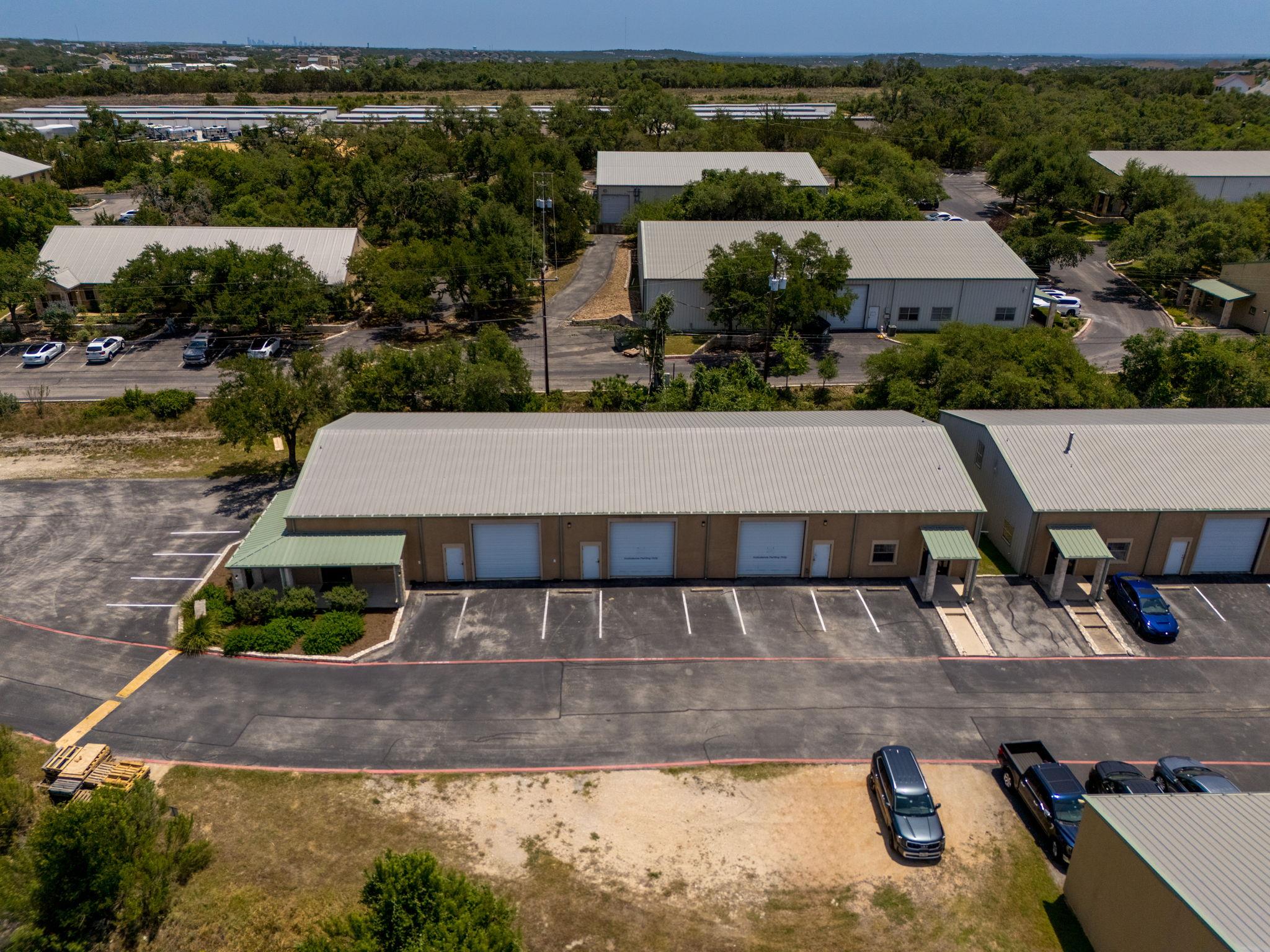 14121 Us 290 None #building 11-suites A & B Property Photo 8