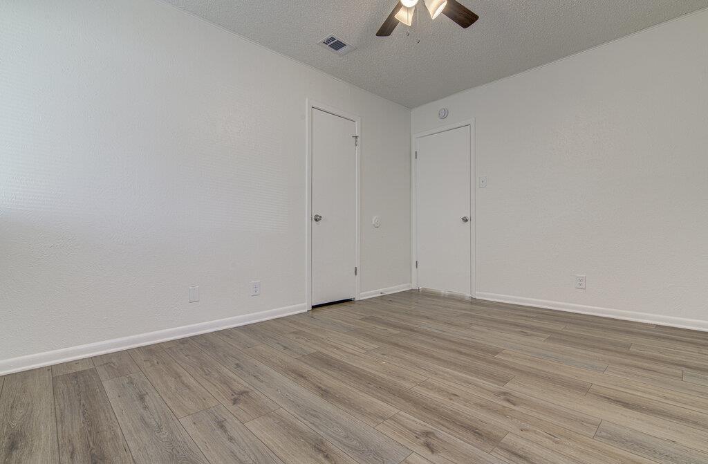404 W Dittmar Rd #b Property Photo 12