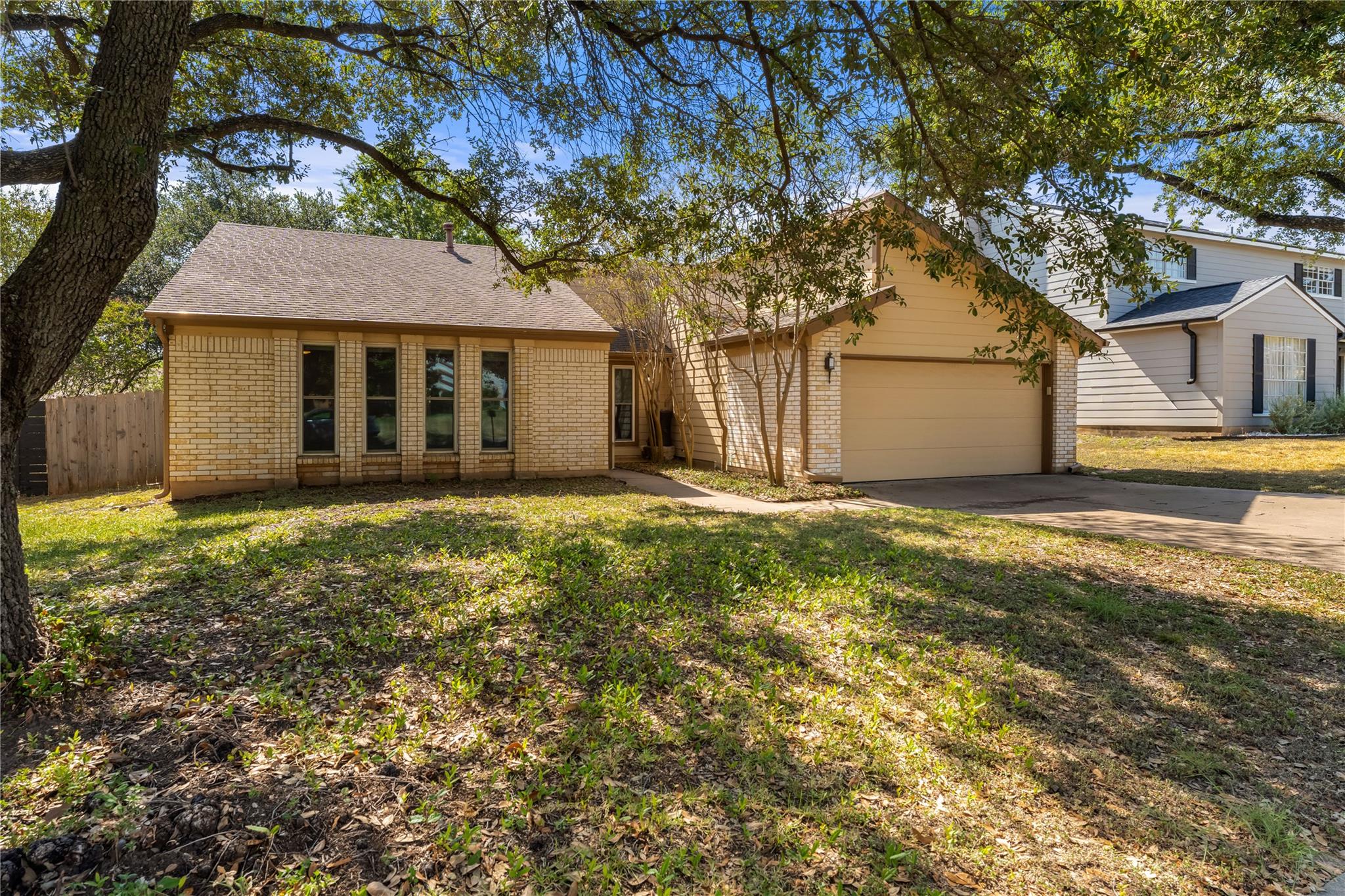 11803 Hyacinth Dr Property Photo 2