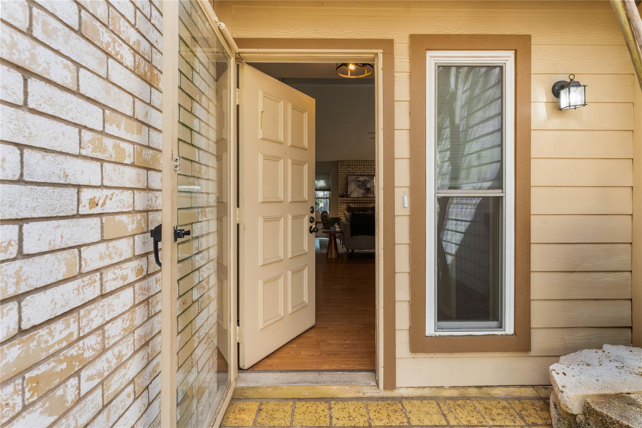 11803 Hyacinth Dr Property Photo 4