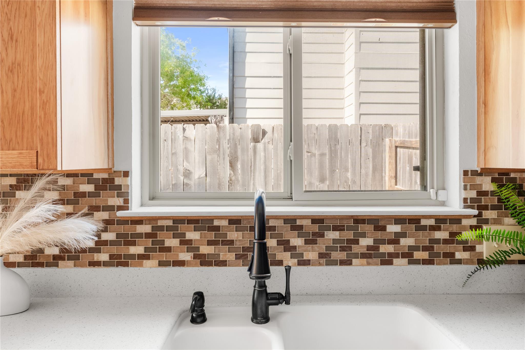 11803 Hyacinth Dr Property Photo 14