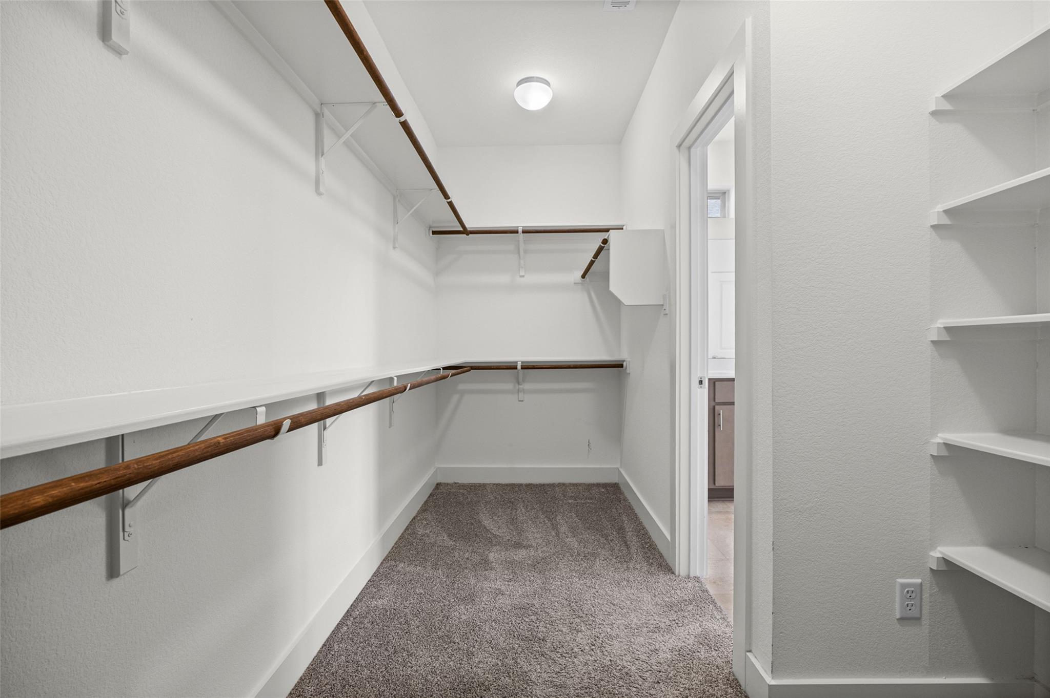 545 Elm Green St Property Photo 19