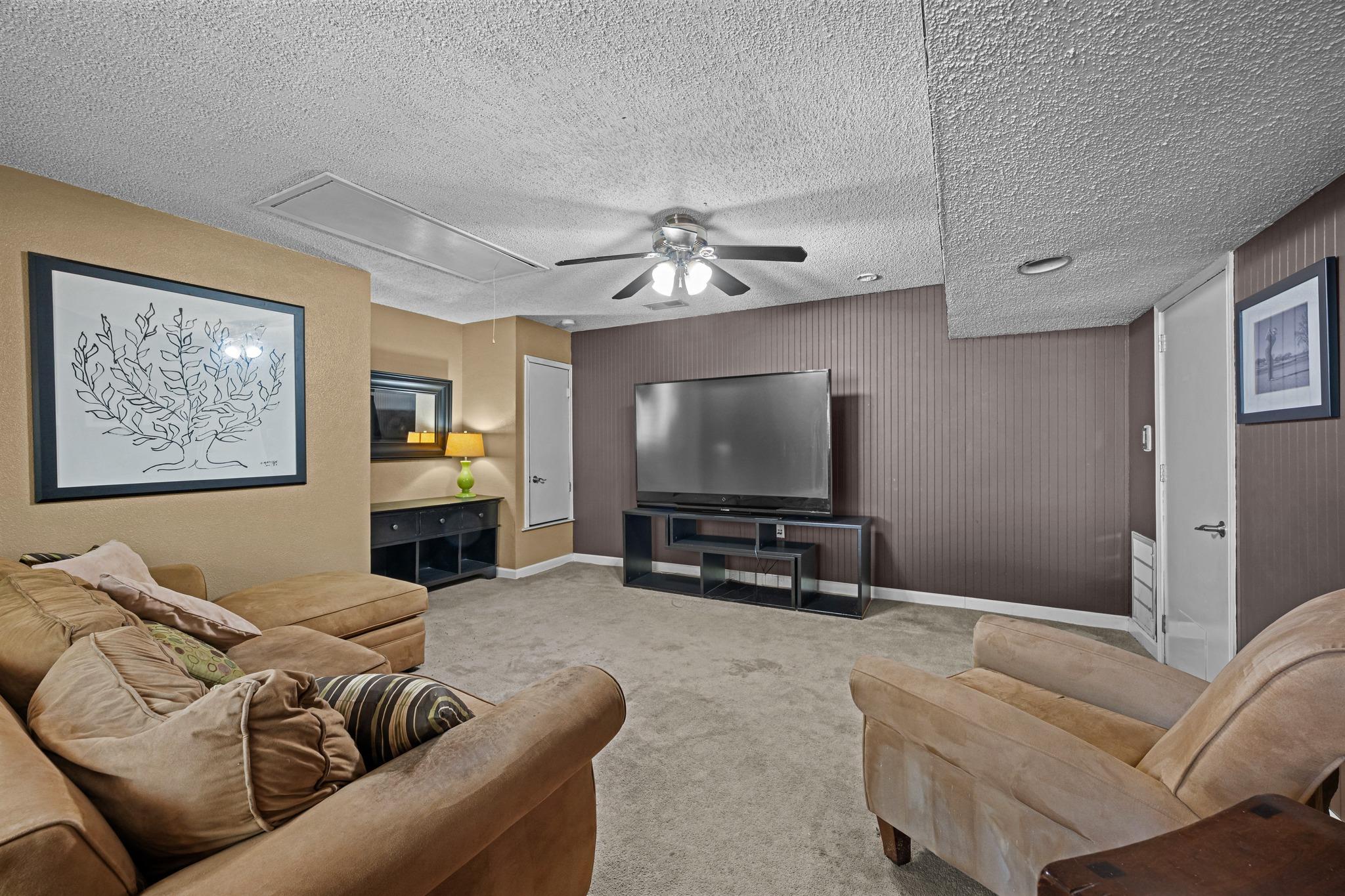 5810 Secrest Dr Property Photo 21