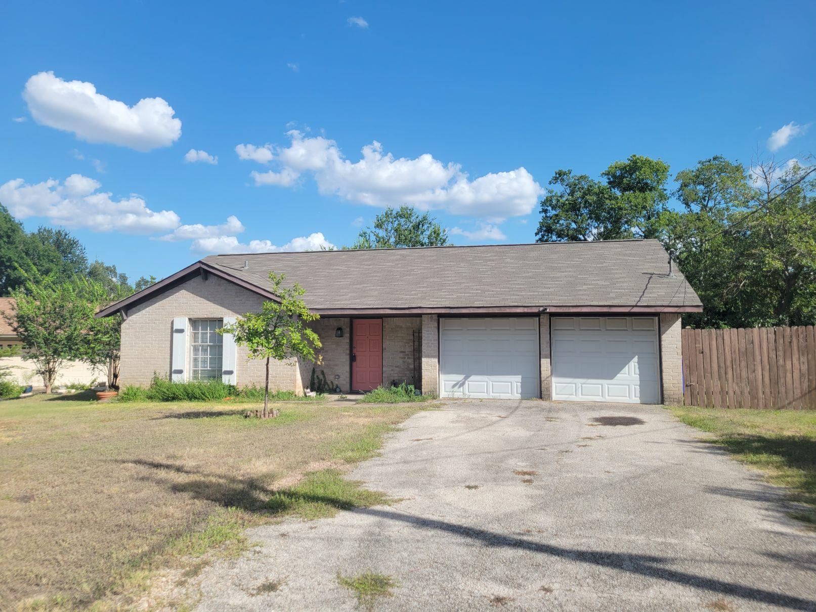 902 S Riviera Cir Property Photo 1