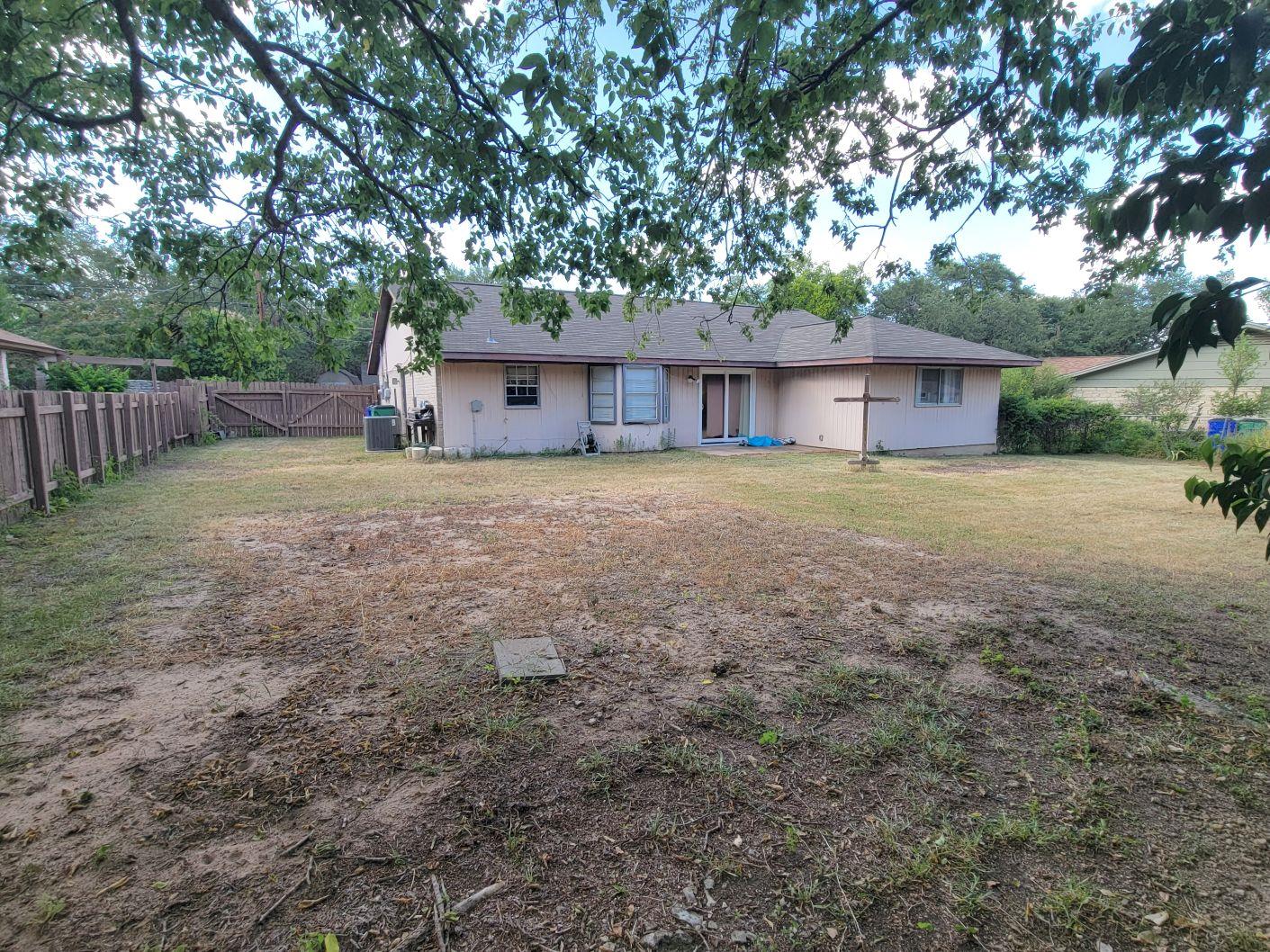 902 S Riviera Cir Property Photo 2