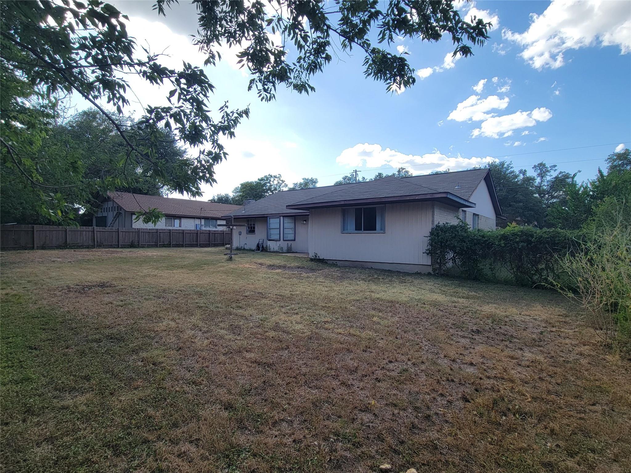 902 S Riviera Cir Property Photo 20