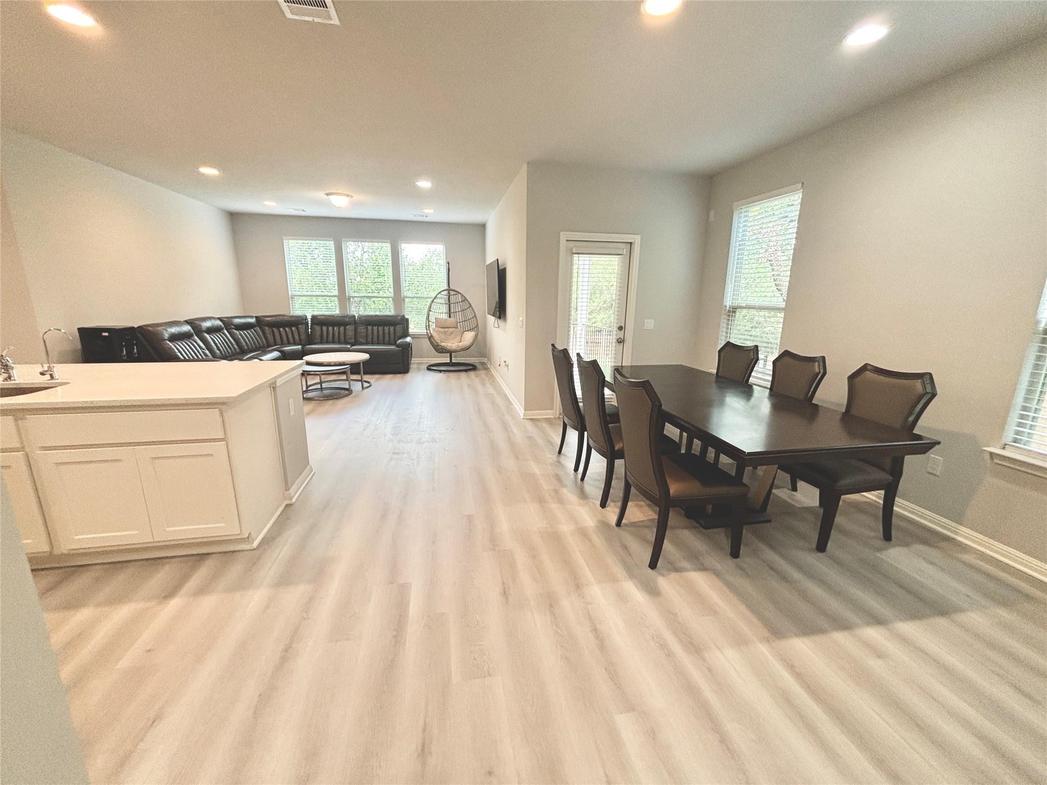 2301 Limestone Lake Dr #43 Property Photo 6