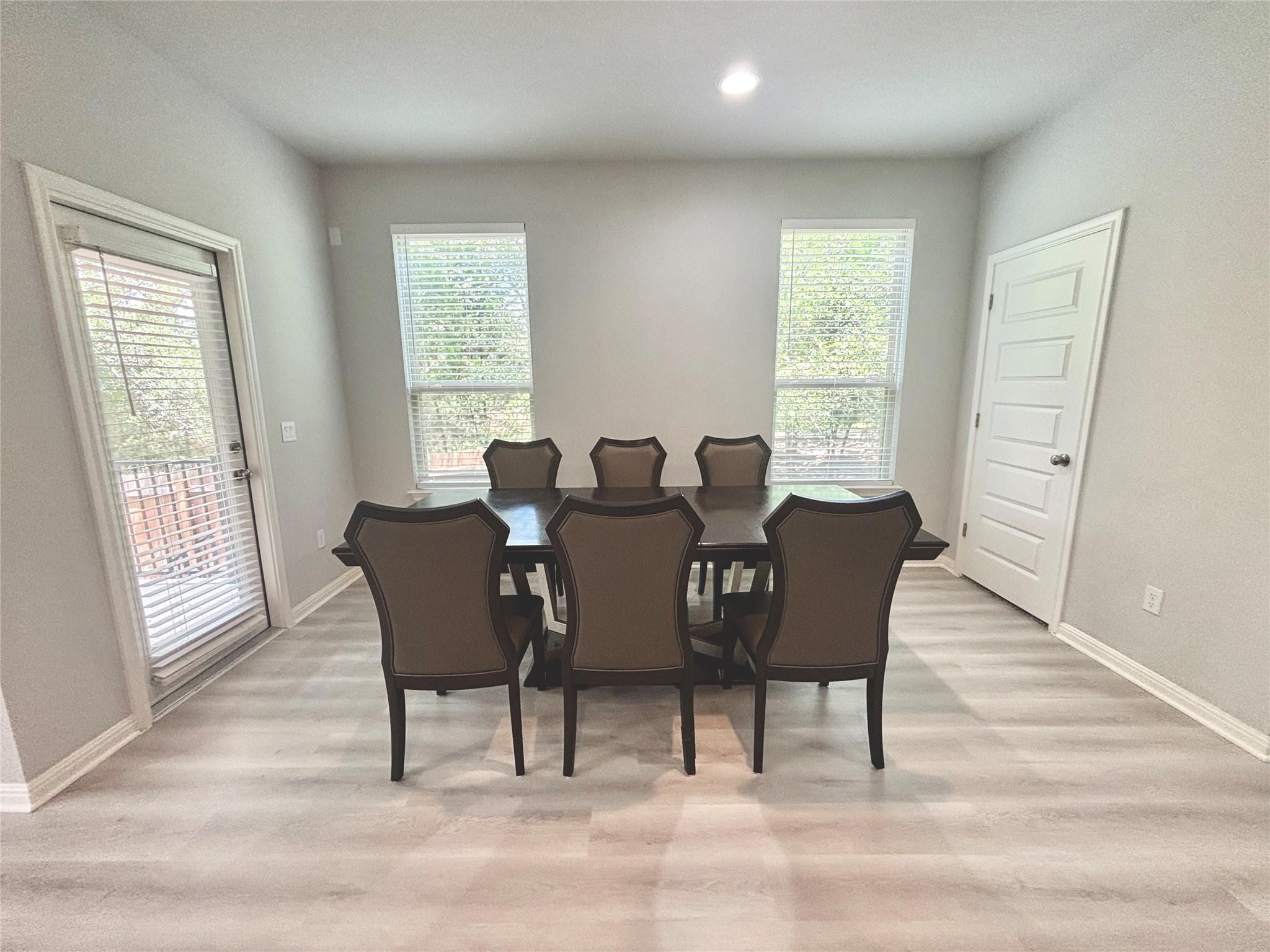 2301 Limestone Lake Dr #43 Property Photo 11