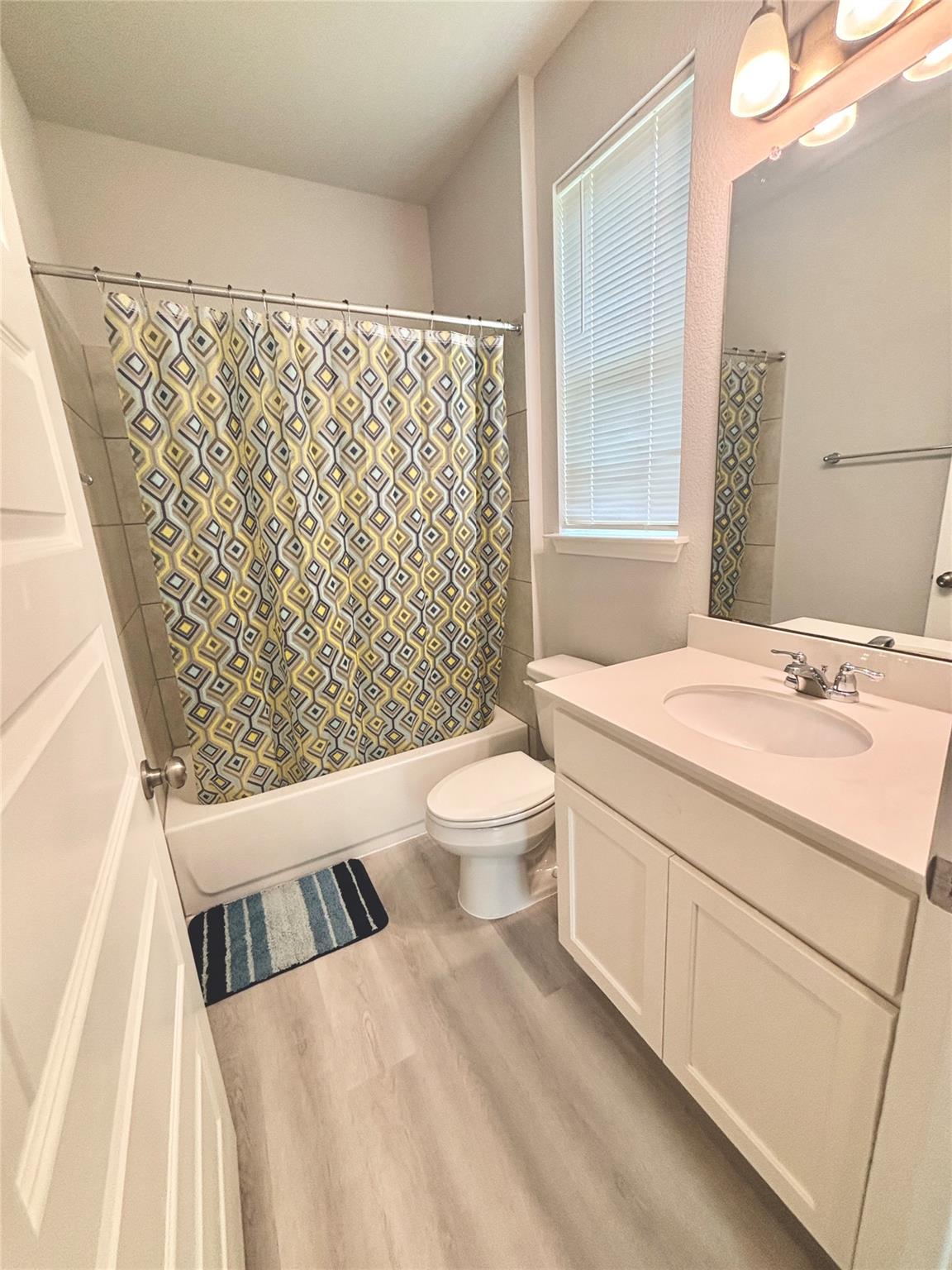 2301 Limestone Lake Dr #43 Property Photo 18