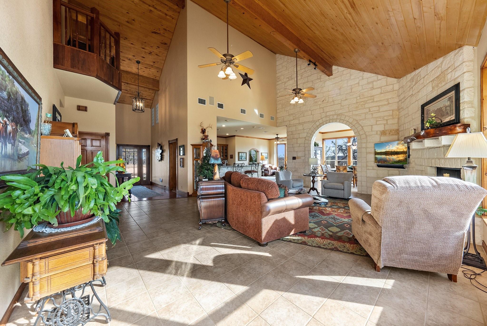 8095 Rr 2618 Property Photo 29