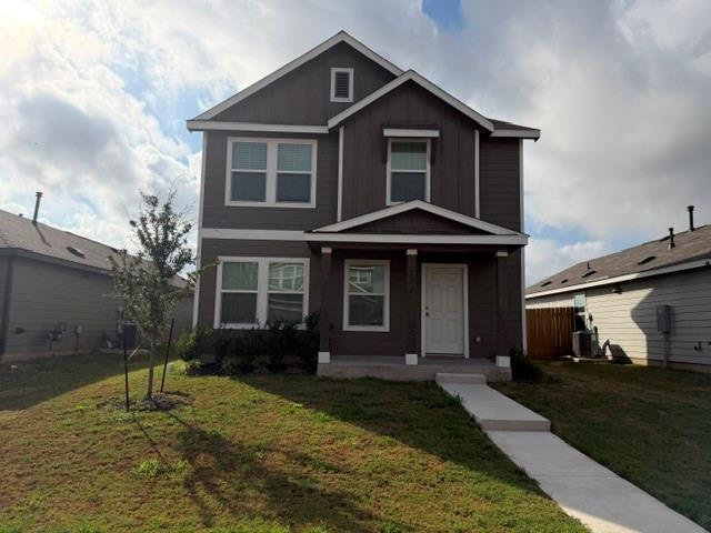 572 Avre Loop Property Photo 1