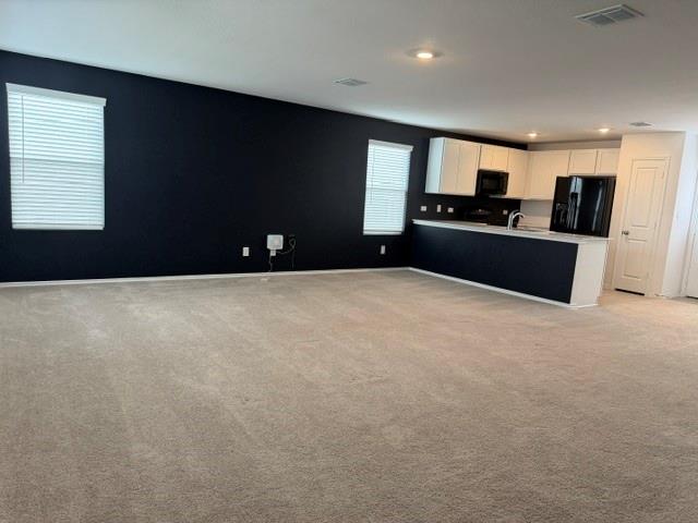 572 Avre Loop Property Photo 3
