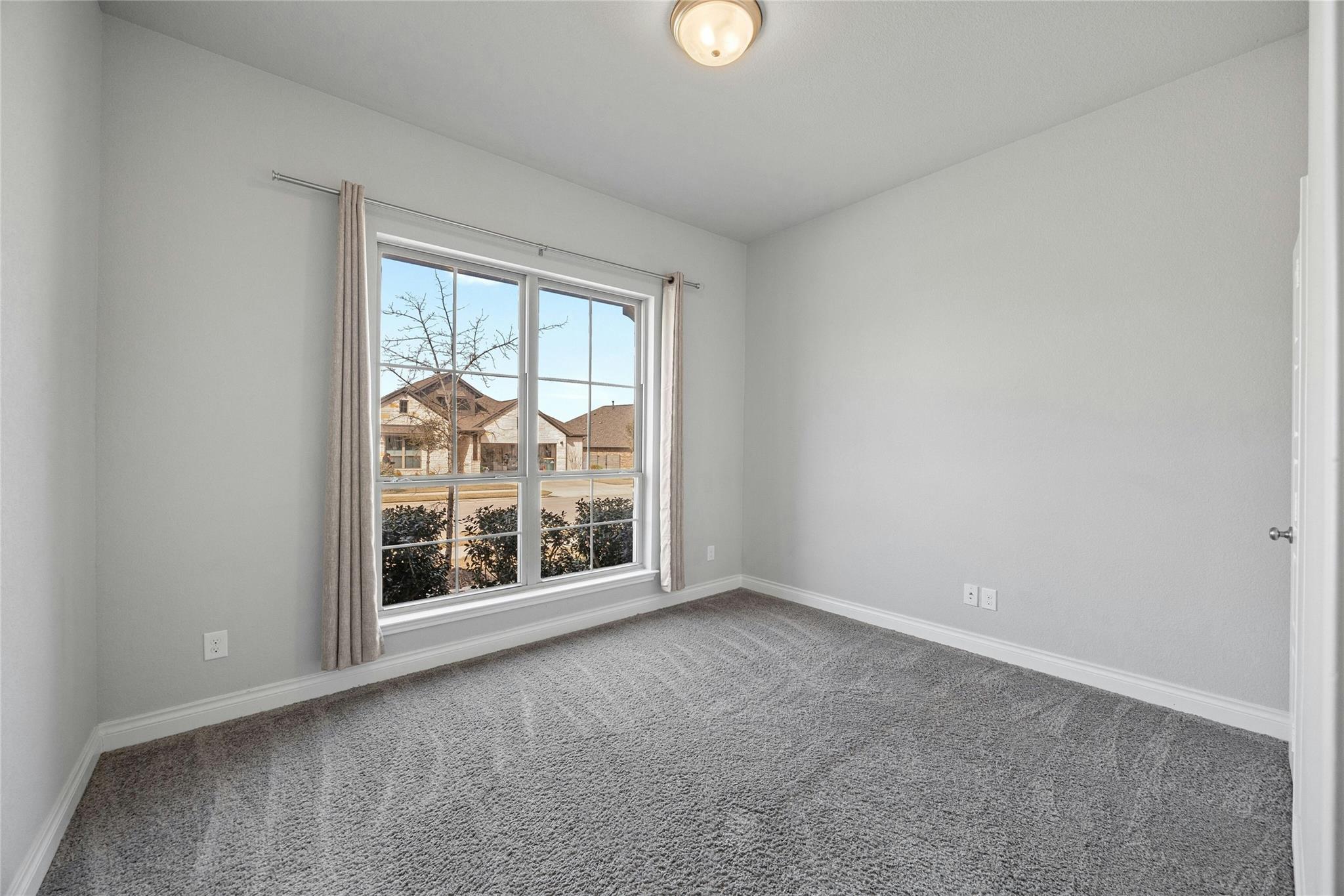 169 Belford St Property Photo 21