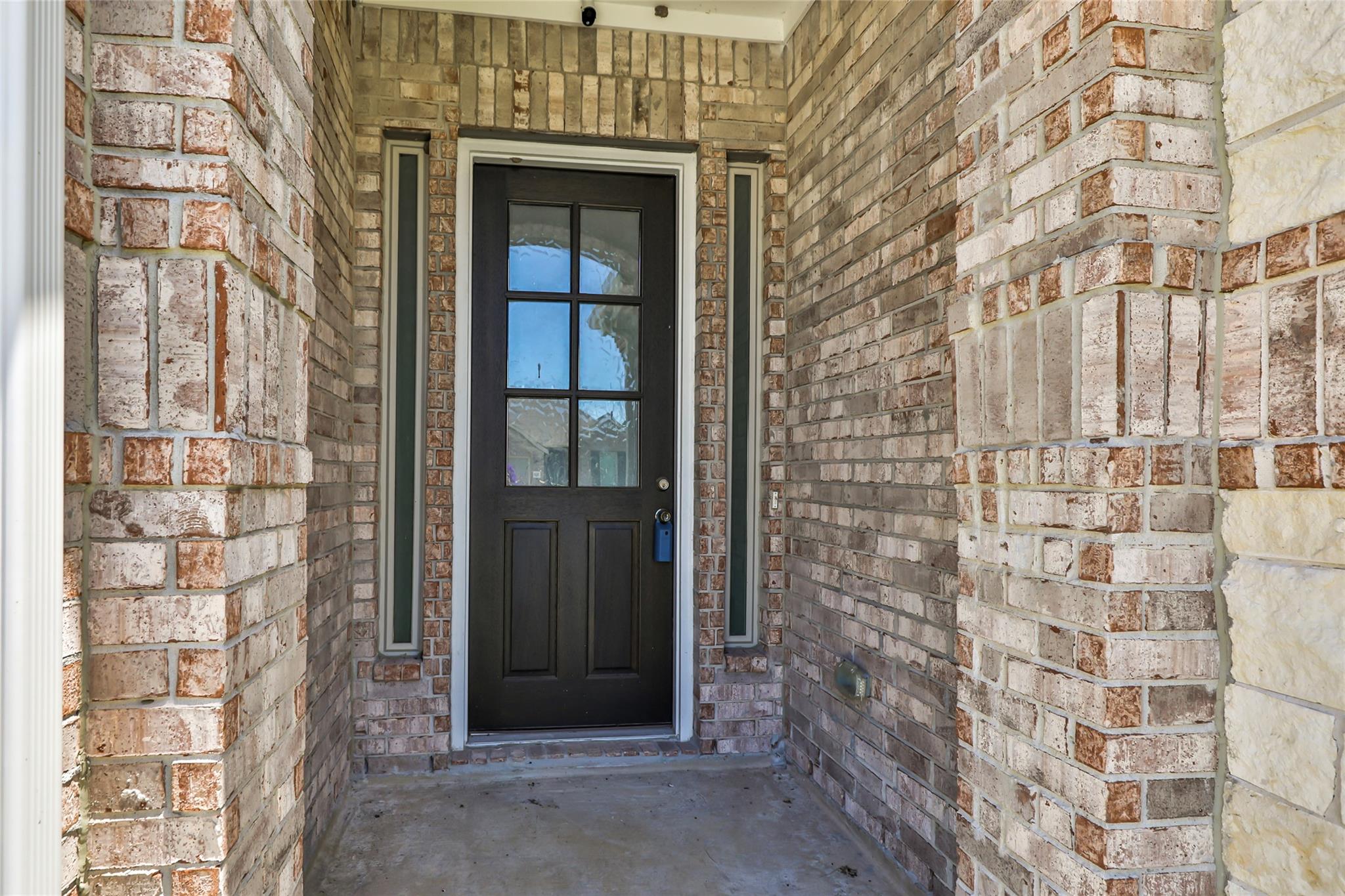 15342 Majestic Knight Dr Property Photo 4
