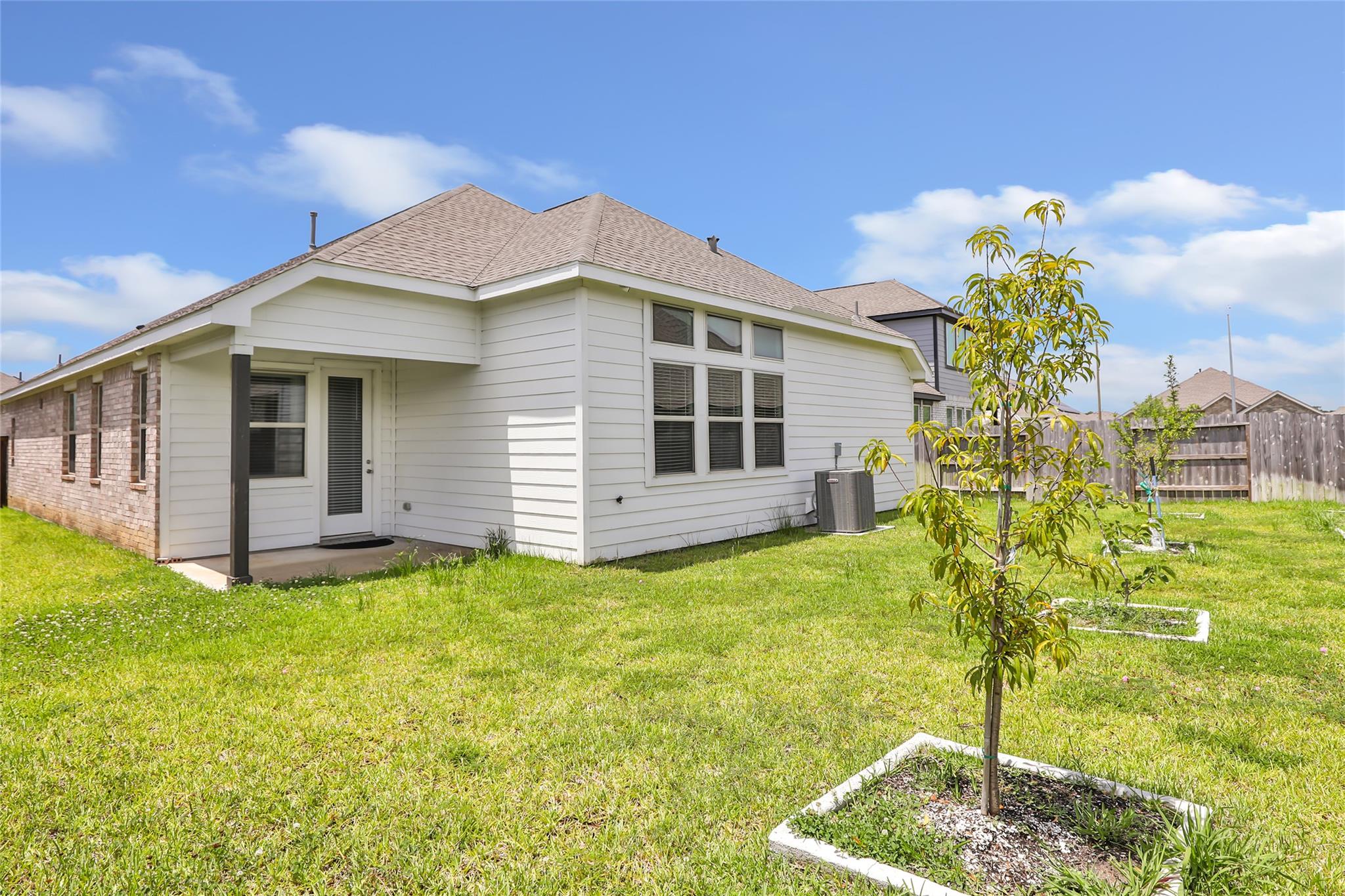 15342 Majestic Knight Dr Property Photo 33