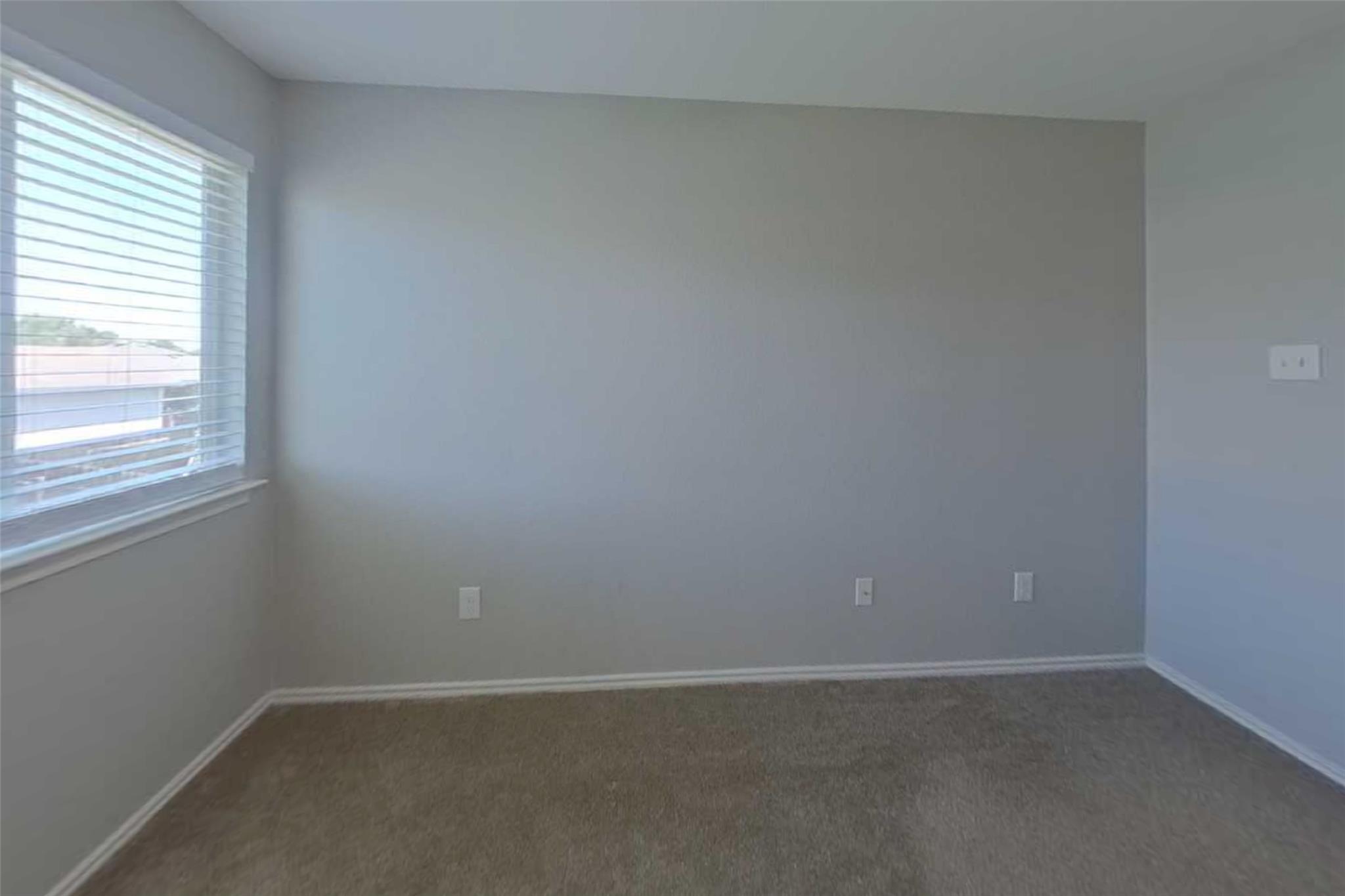 11312 Hungry Horse Dr Property Photo 9