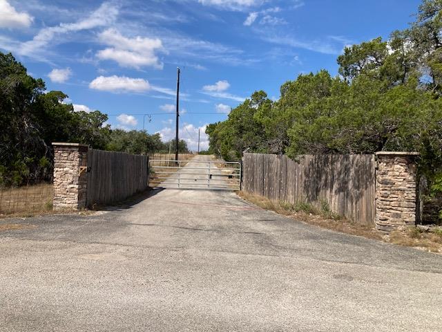 1970 Martin Rd Property Photo 3