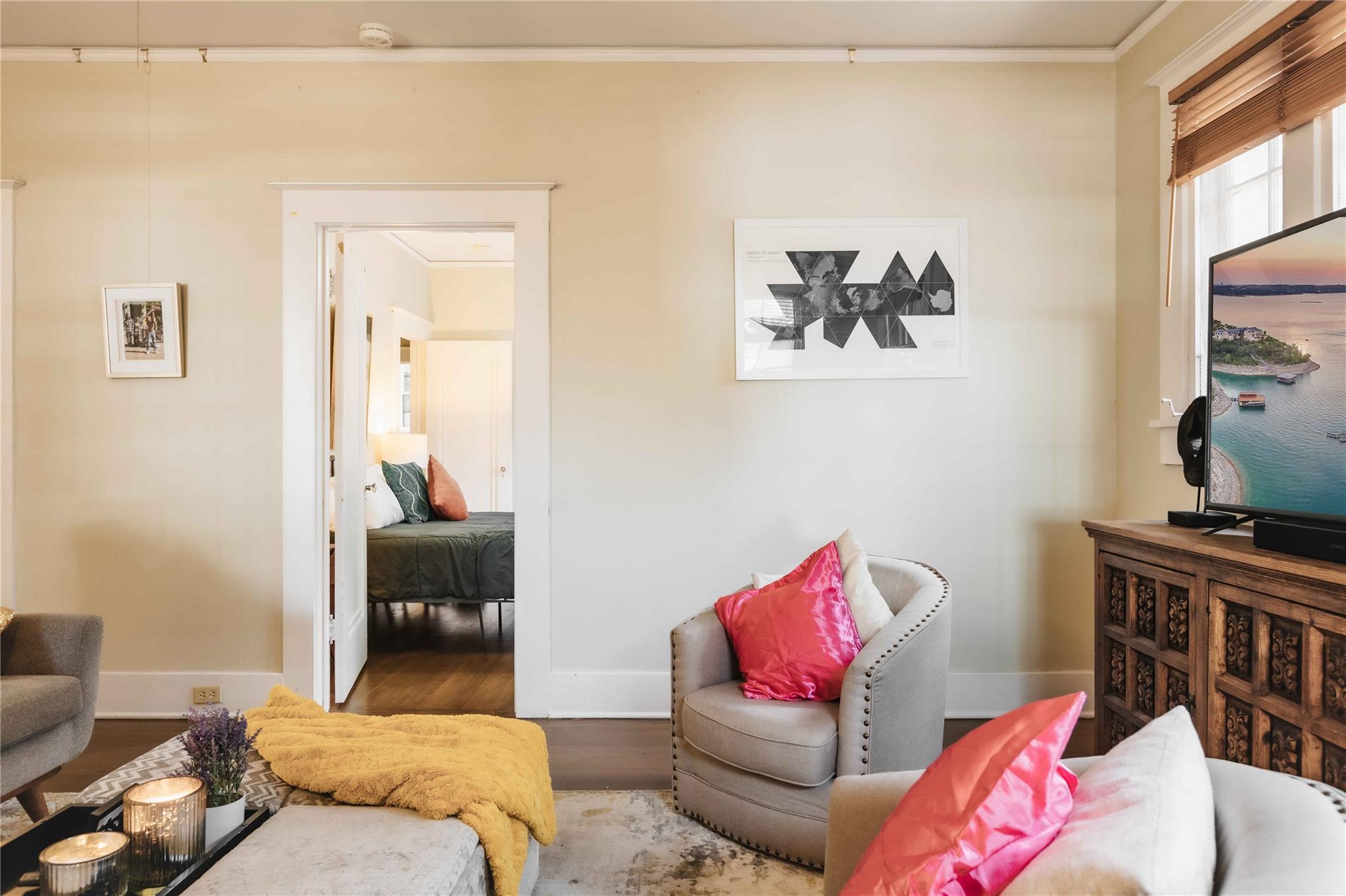 2623 Salado St Property Photo 10