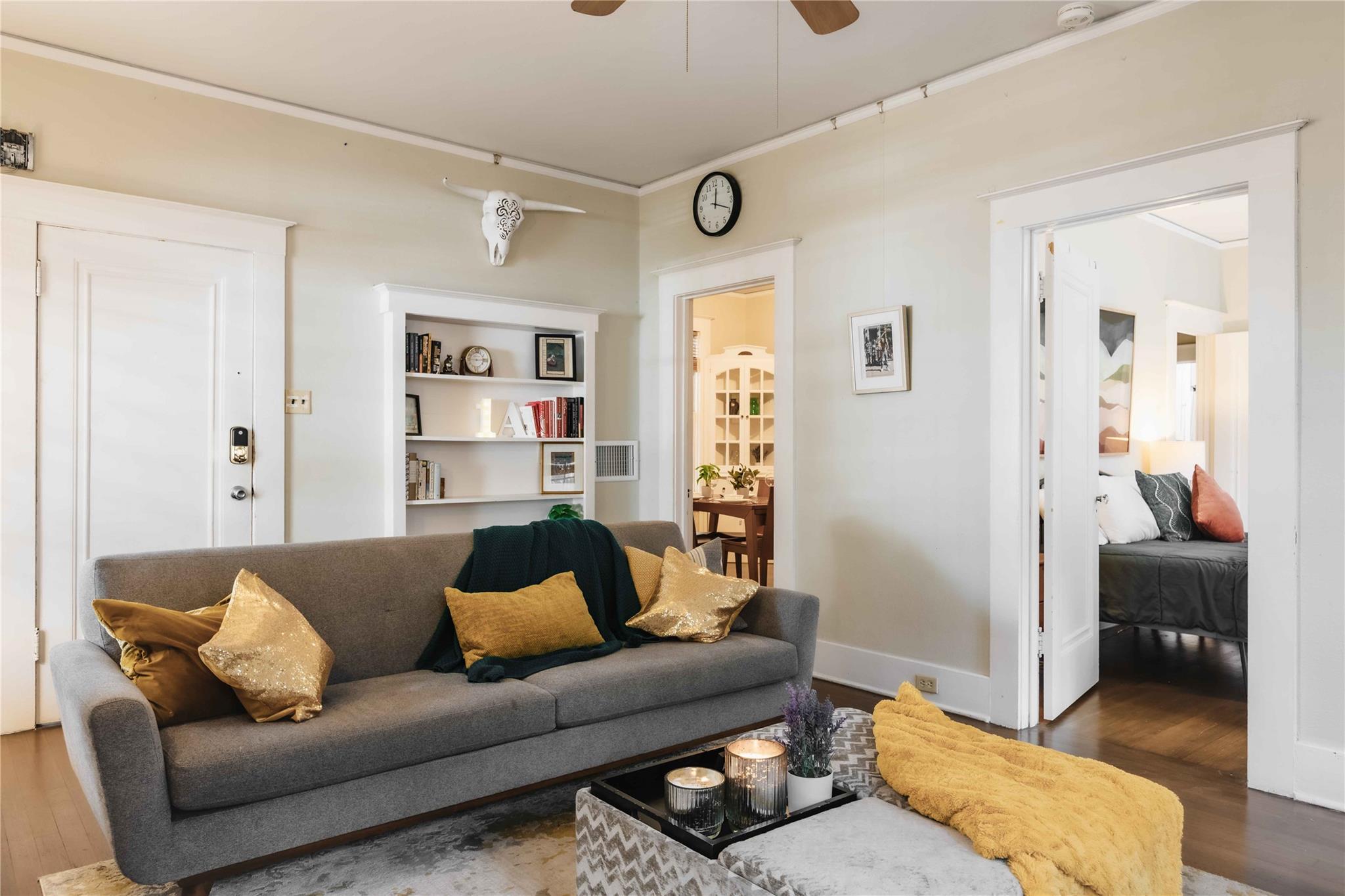 2623 Salado St Property Photo 11