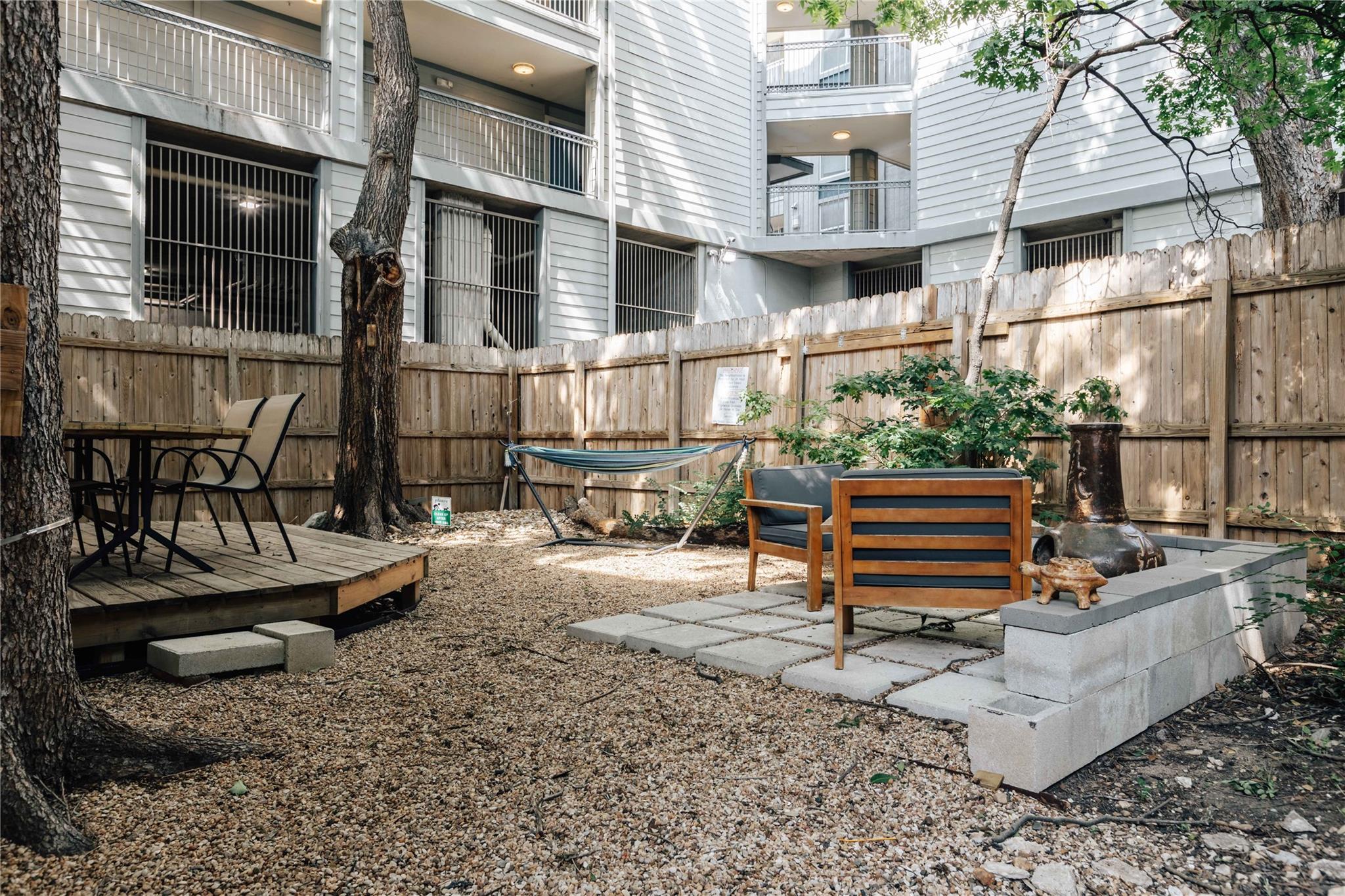 2623 Salado St Property Photo 34