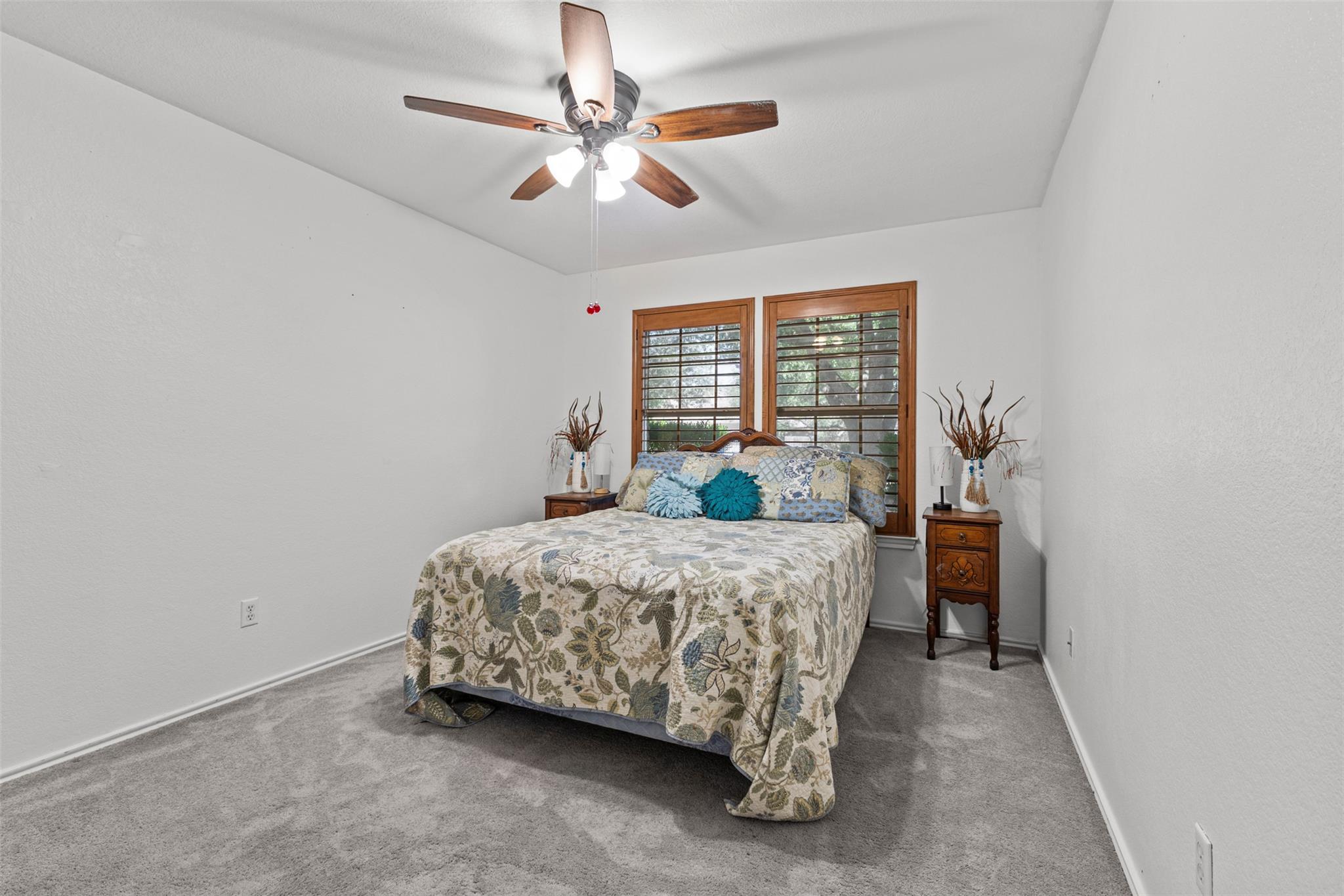 7513 Vol Walker Dr Property Photo 20