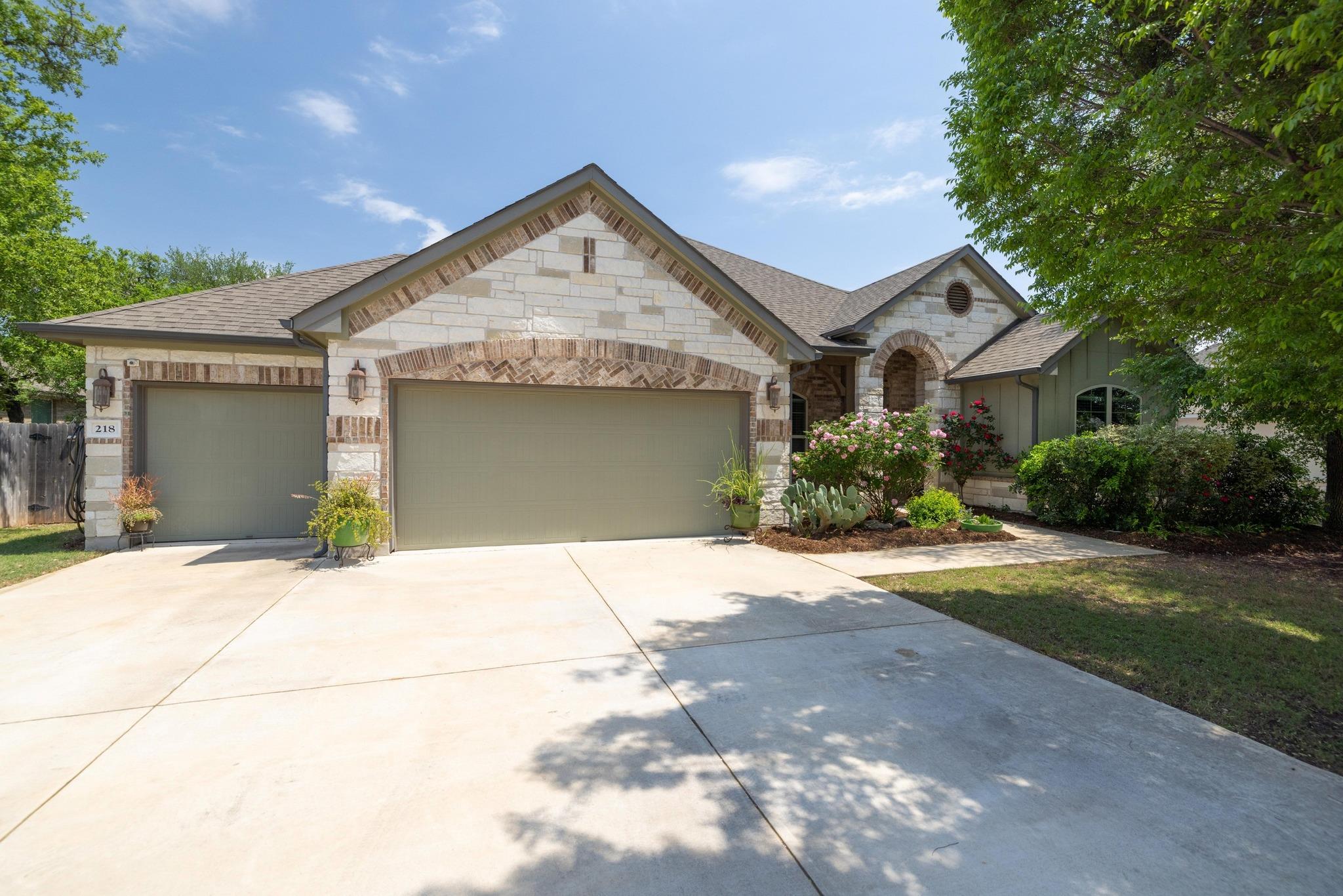 Real Estate Main Image