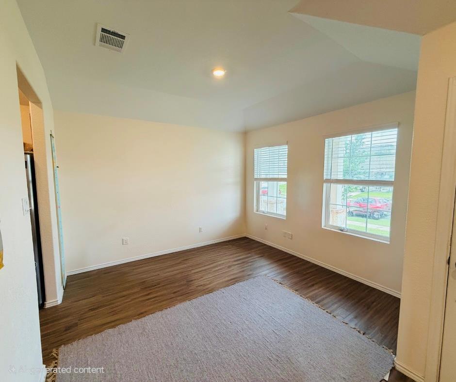 5612 Bellissima Way Property Photo 3